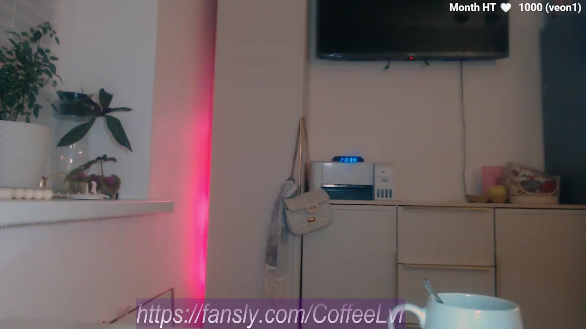 Gallery image thumbnail from Yeah_So_What's myfreecams stream on, 08/14/2026, 21:03 image 18 of 20