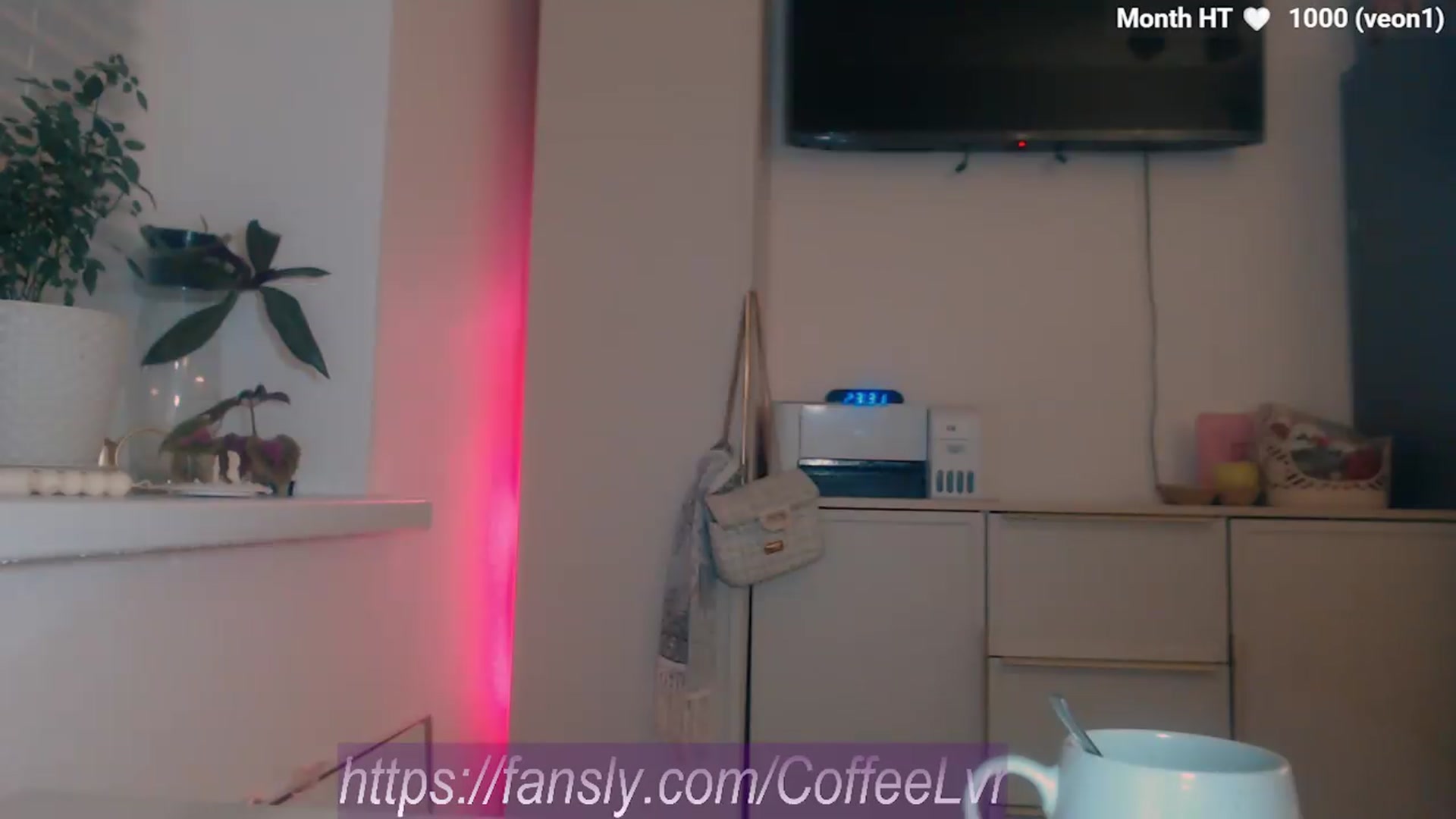 Gallery image thumbnail from Yeah_So_What's myfreecams stream on, 08/14/2026, 21:03 image 17 of 20