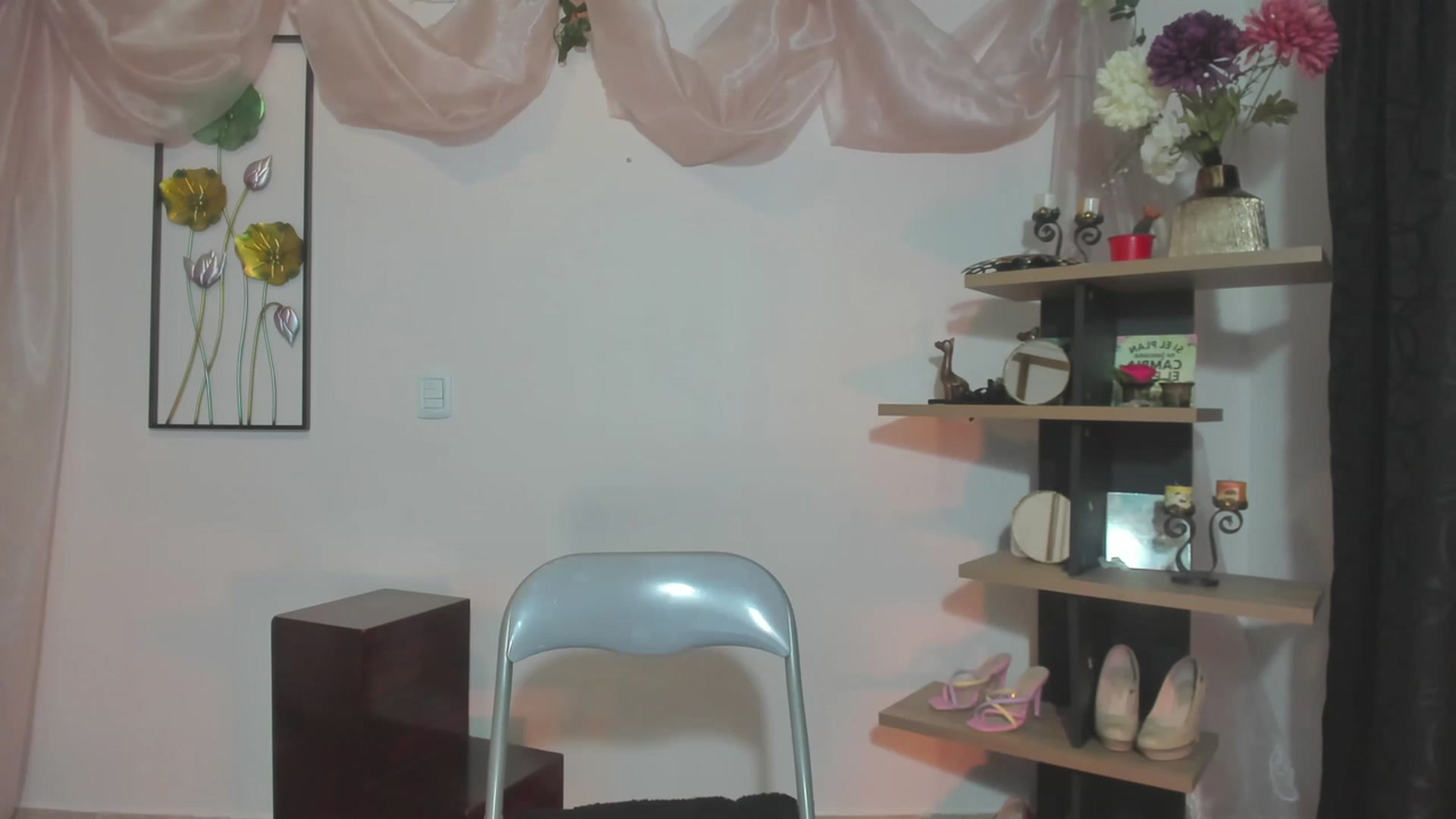Gallery image thumbnail from Yemsu23's myfreecams stream on, 01/27/2023, 01:41 image 7 of 20