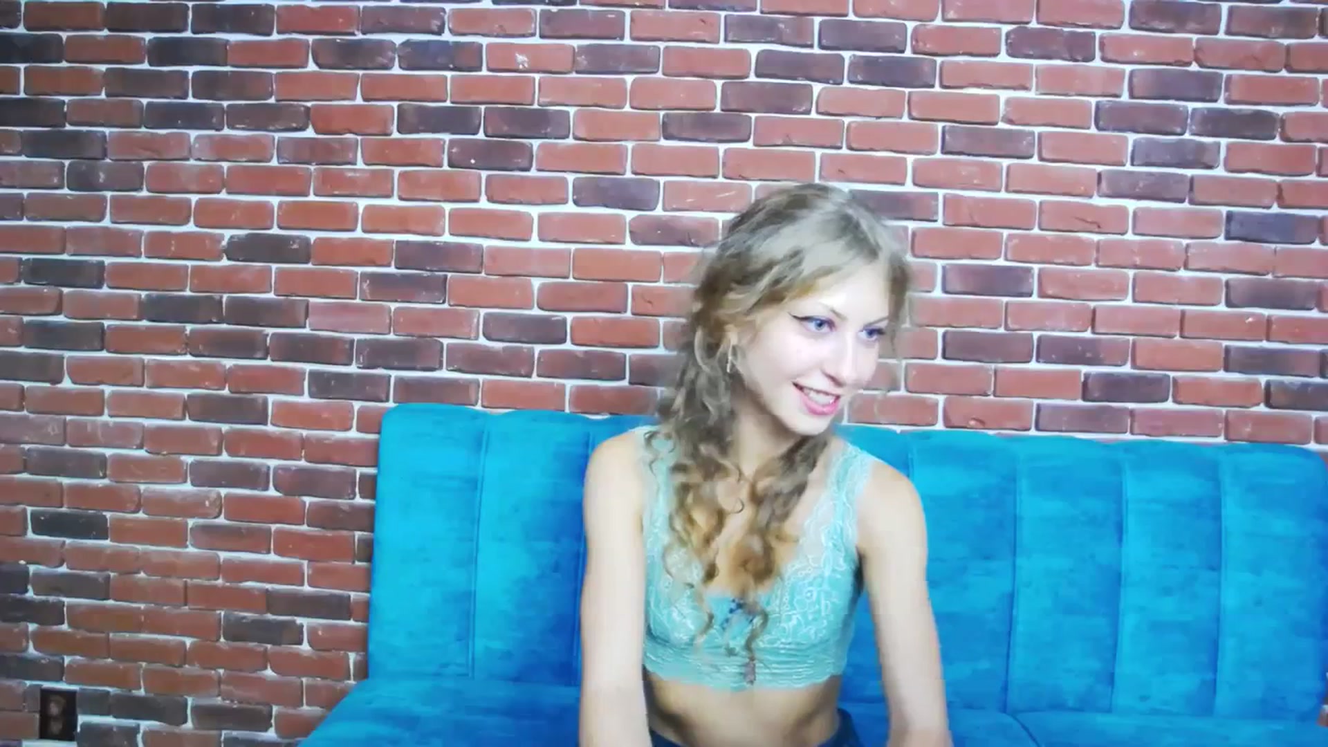 Gallery image thumbnail from Yenifairy's myfreecams stream on, 09/16/2023, 19:36 image 6 of 20