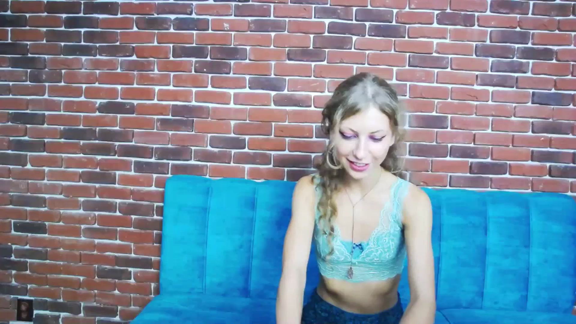 Gallery image thumbnail from Yenifairy's myfreecams stream on, 09/16/2023, 19:36 image 19 of 20