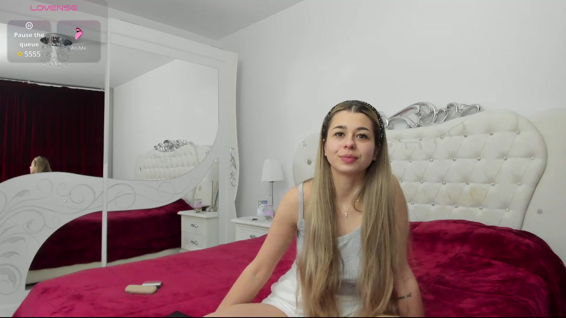 Gallery image thumbnail from Yennefer07's myfreecams stream on, 01/09/2025, 21:24 image 2 of 20