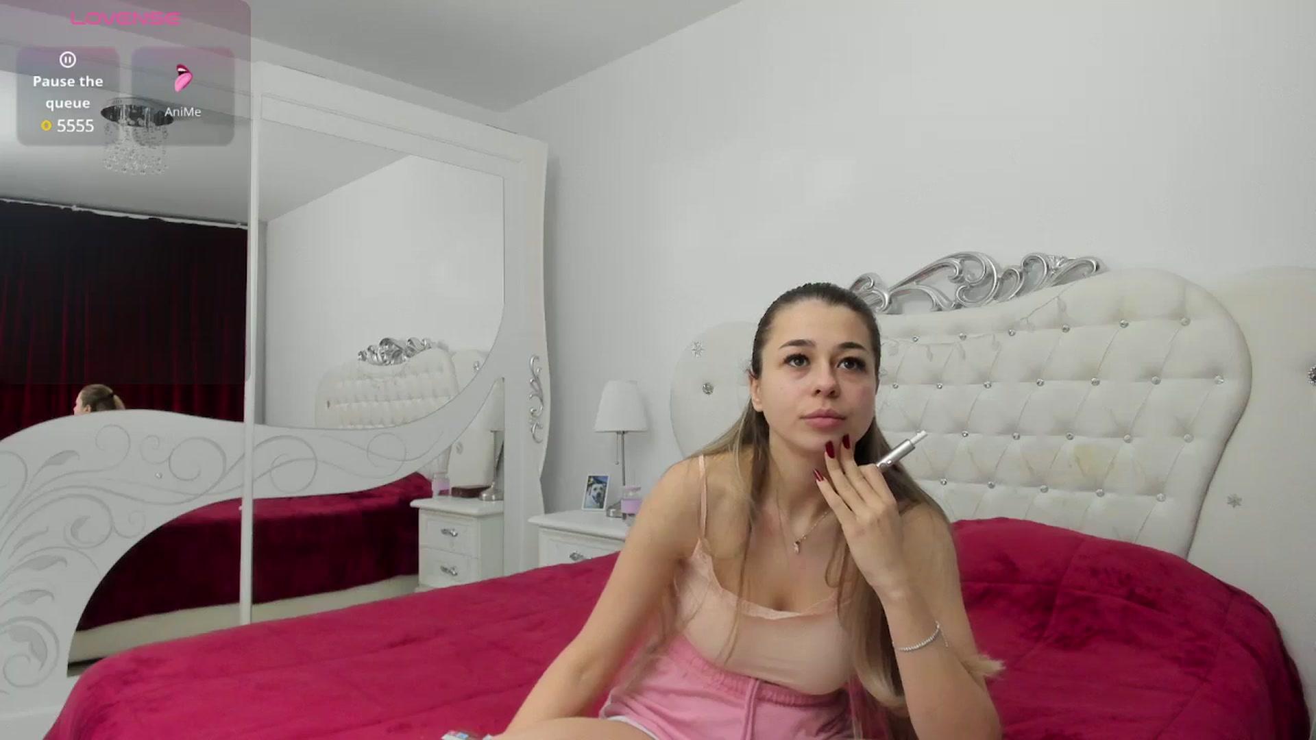 Gallery image thumbnail from Yennefer07's myfreecams stream on, 01/18/2025, 20:45 image 10 of 20