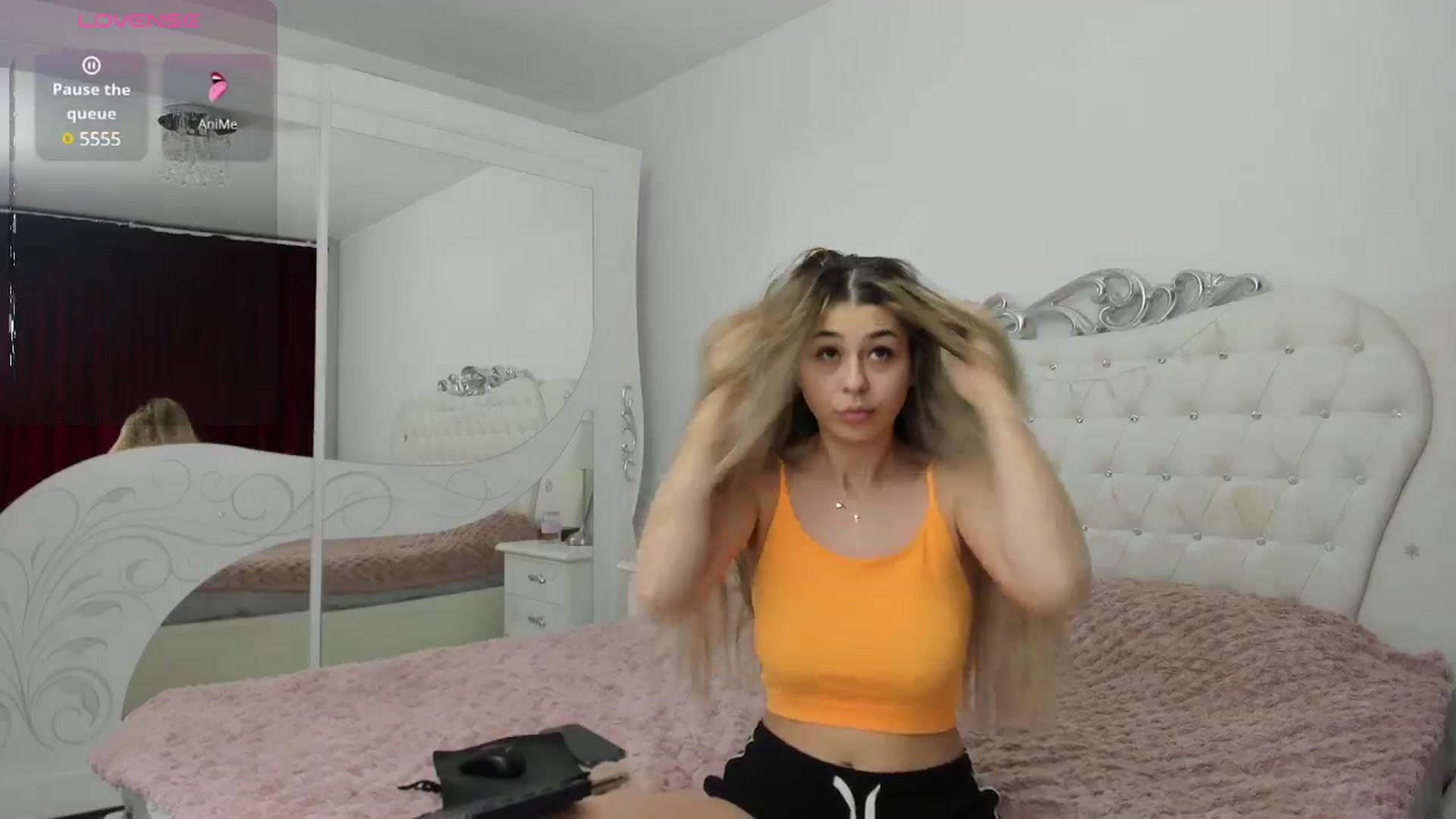 Gallery image thumbnail from Yennefer07's myfreecams stream on, 01/29/2025, 20:05 image 20 of 20