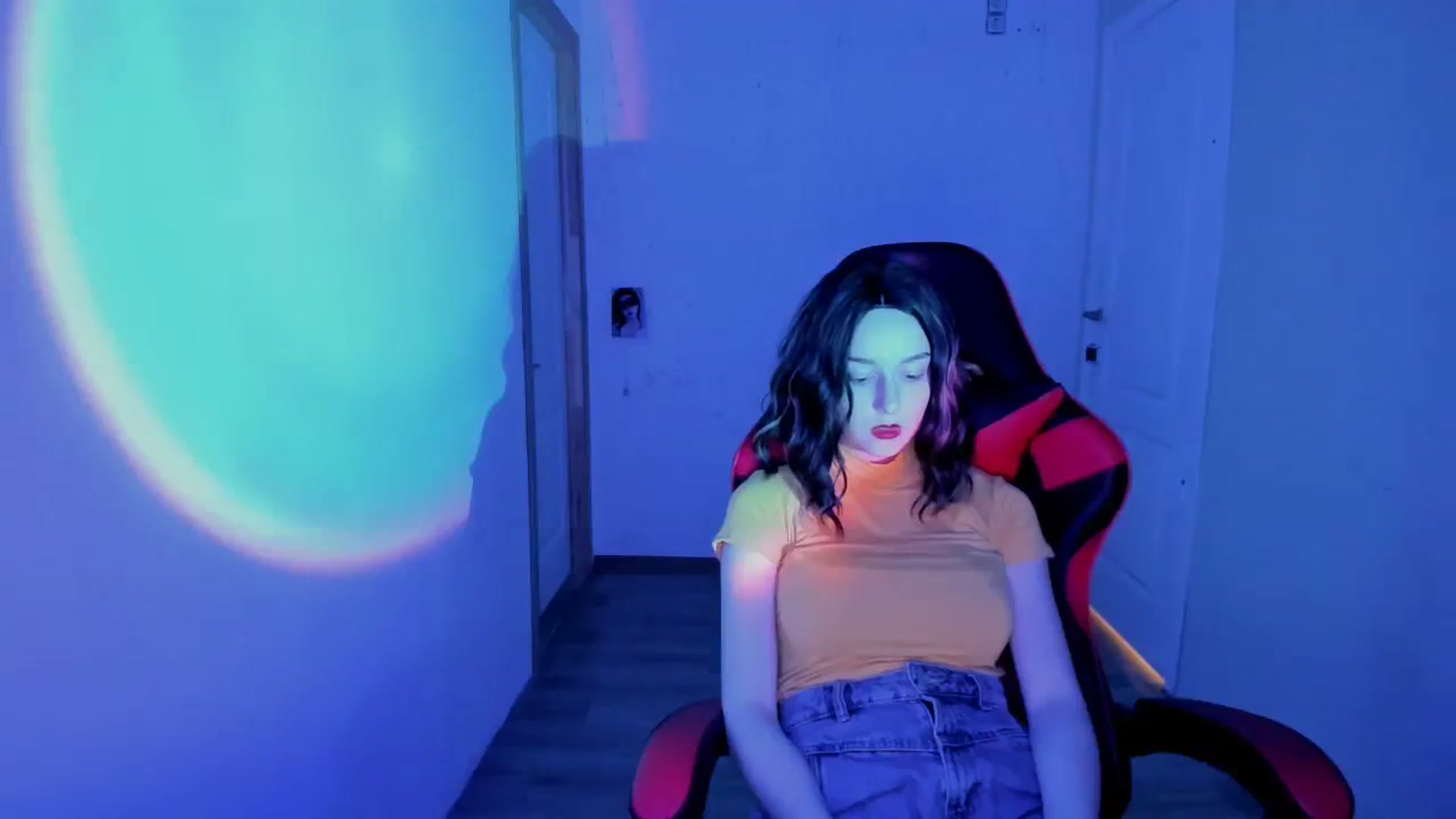 Gallery image thumbnail from Yennefer_71's myfreecams stream on, 09/25/2023, 10:46 image 14 of 20