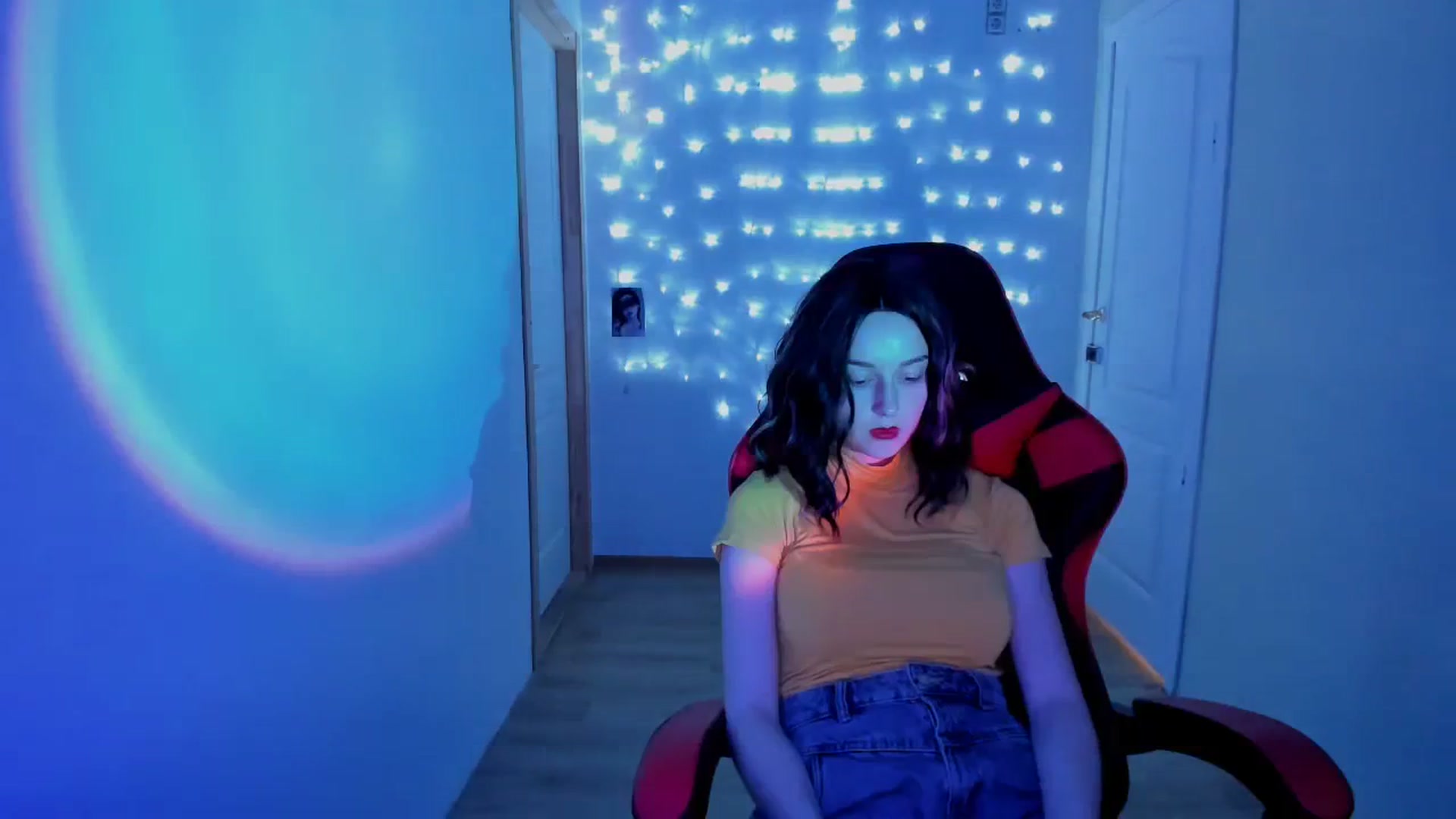 Gallery image thumbnail from Yennefer_71's myfreecams stream on, 09/25/2023, 10:46 image 16 of 20