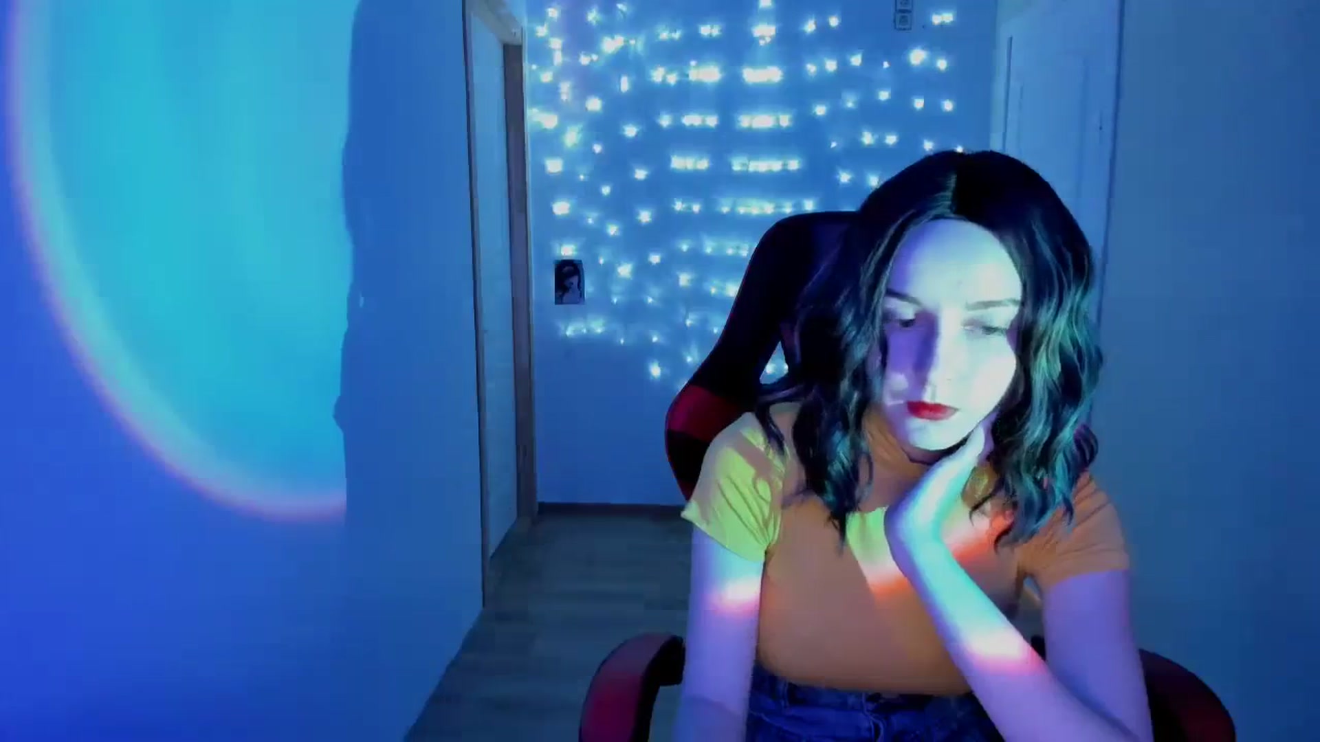 Gallery image thumbnail from Yennefer_71's myfreecams stream on, 09/25/2023, 10:46 image 19 of 20
