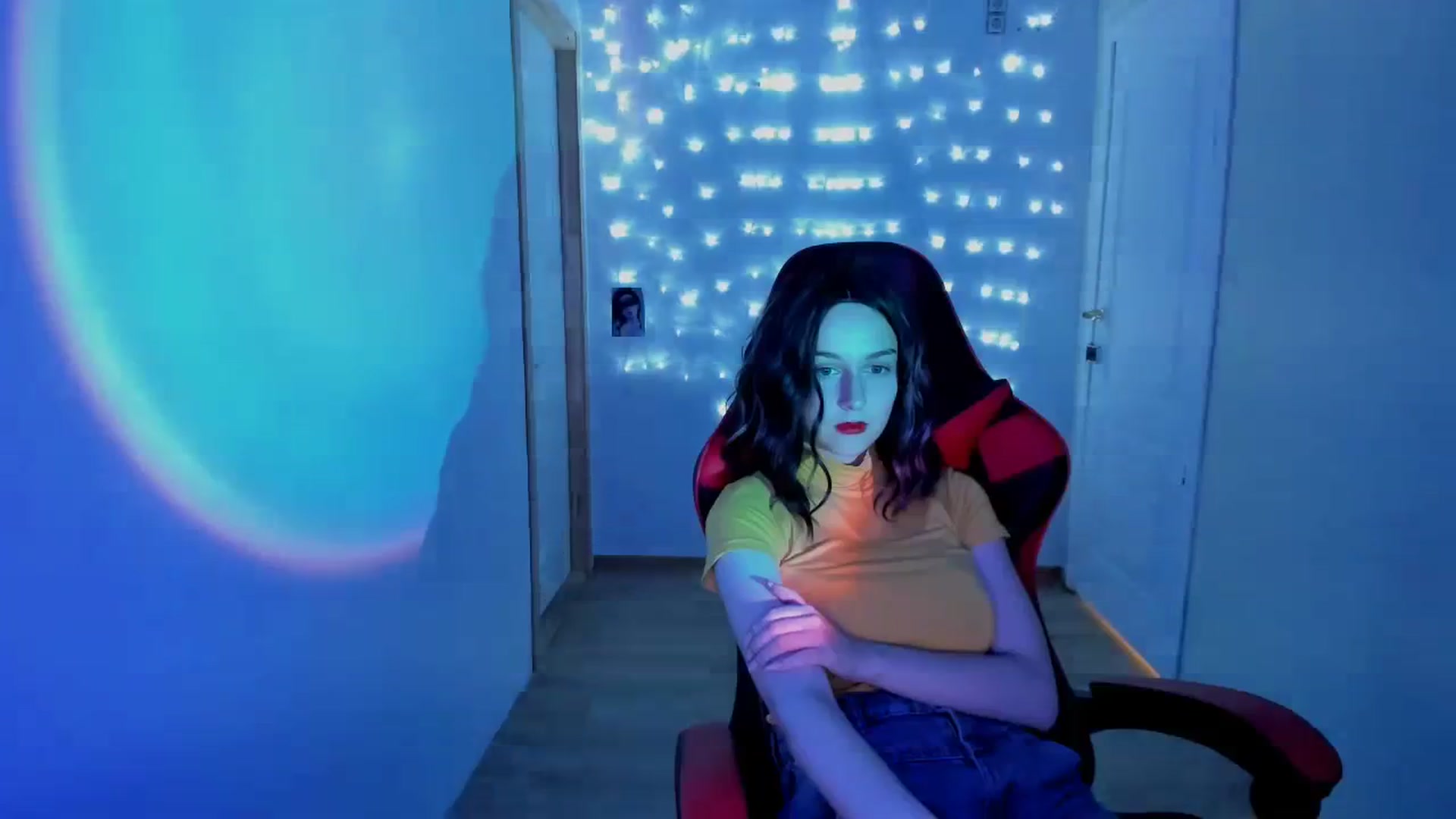 Gallery image thumbnail from Yennefer_71's myfreecams stream on, 09/25/2023, 10:46 image 10 of 20
