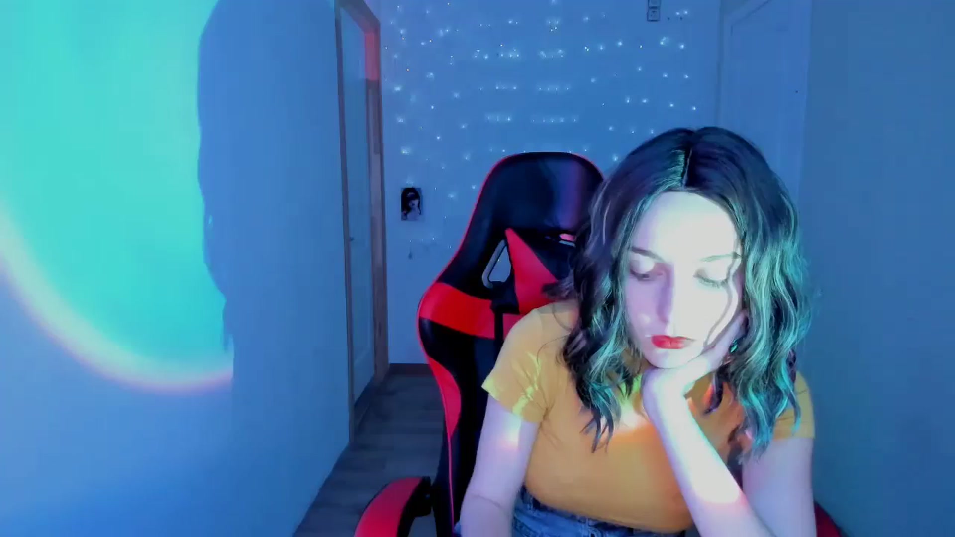 Gallery image thumbnail from Yennefer_71's myfreecams stream on, 09/25/2023, 12:12 image 19 of 20