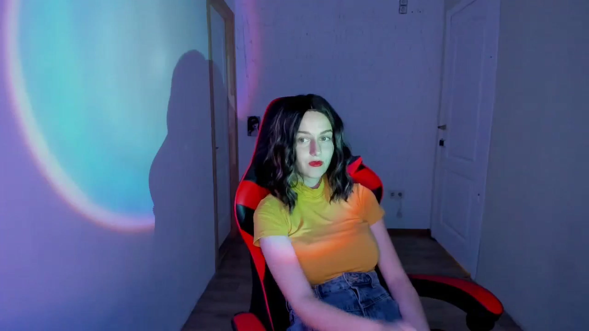 Gallery image thumbnail from Yennefer_71's myfreecams stream on, 09/25/2023, 12:12 image 8 of 20