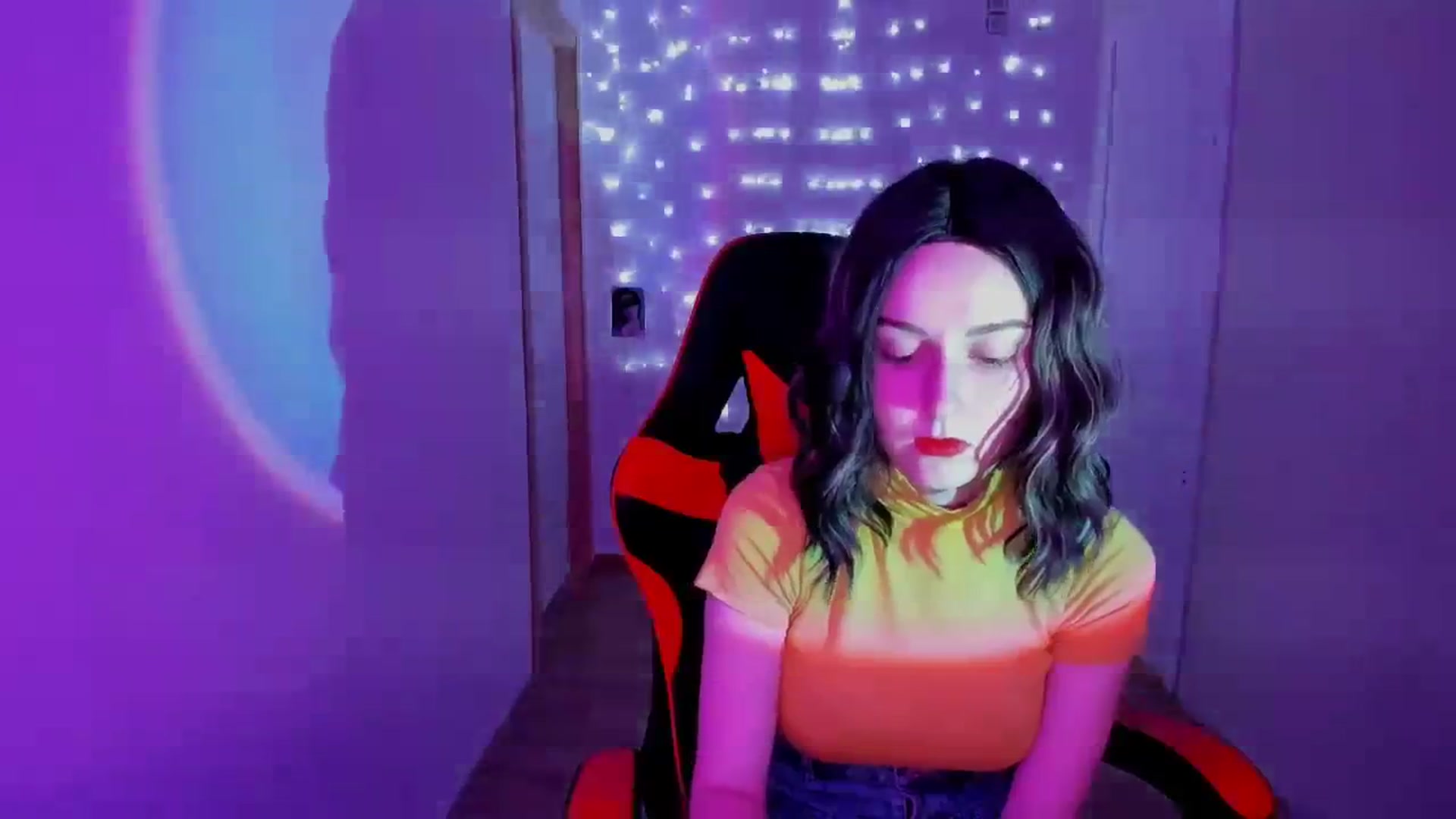 Gallery image thumbnail from Yennefer_71's myfreecams stream on, 09/25/2023, 12:12 image 3 of 20
