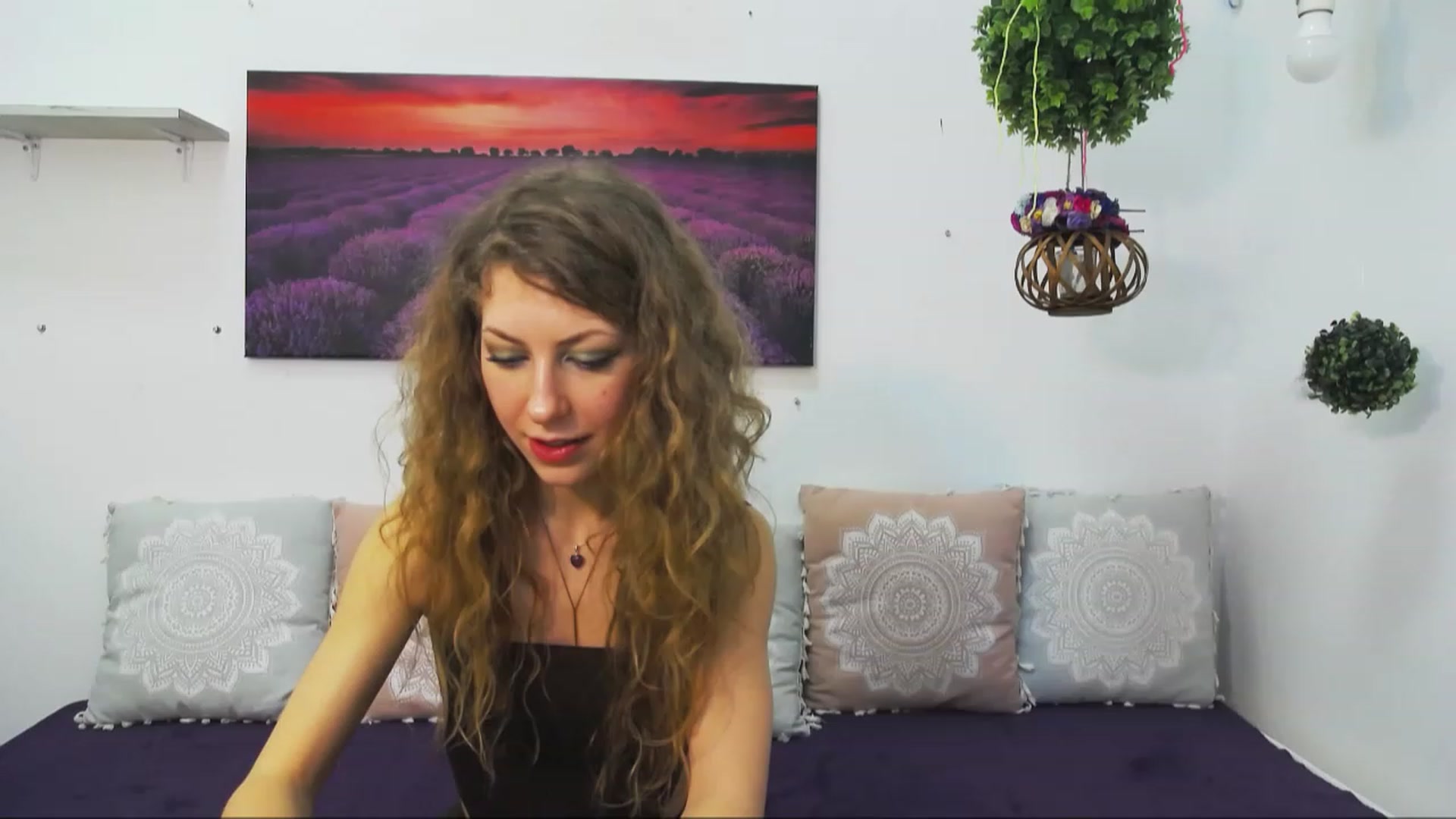 Gallery image thumbnail from YenniferSky's myfreecams stream on, 03/01/2023, 16:09 image 1 of 20