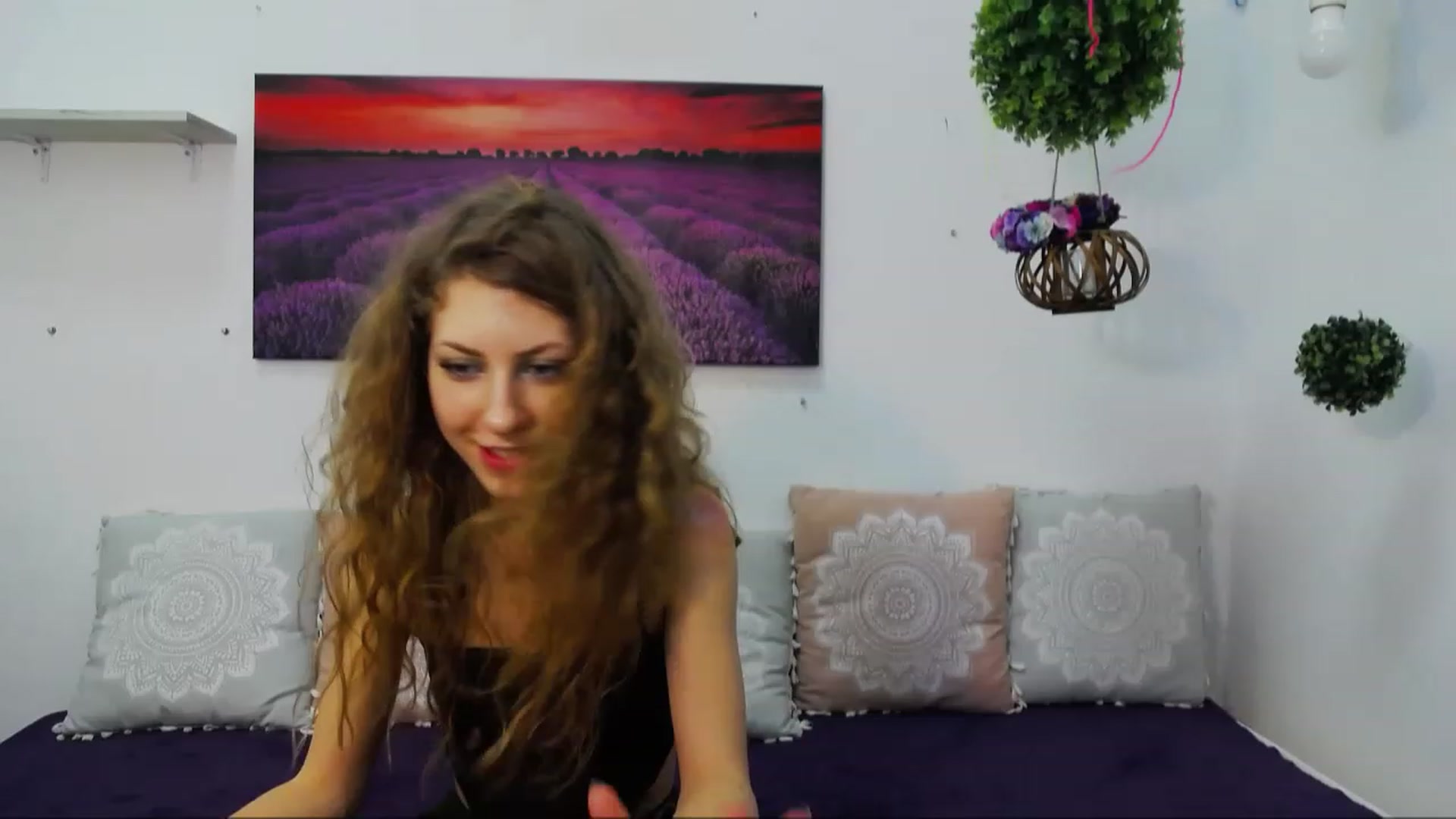Gallery image thumbnail from YenniferSky's myfreecams stream on, 03/01/2023, 17:22 image 16 of 20