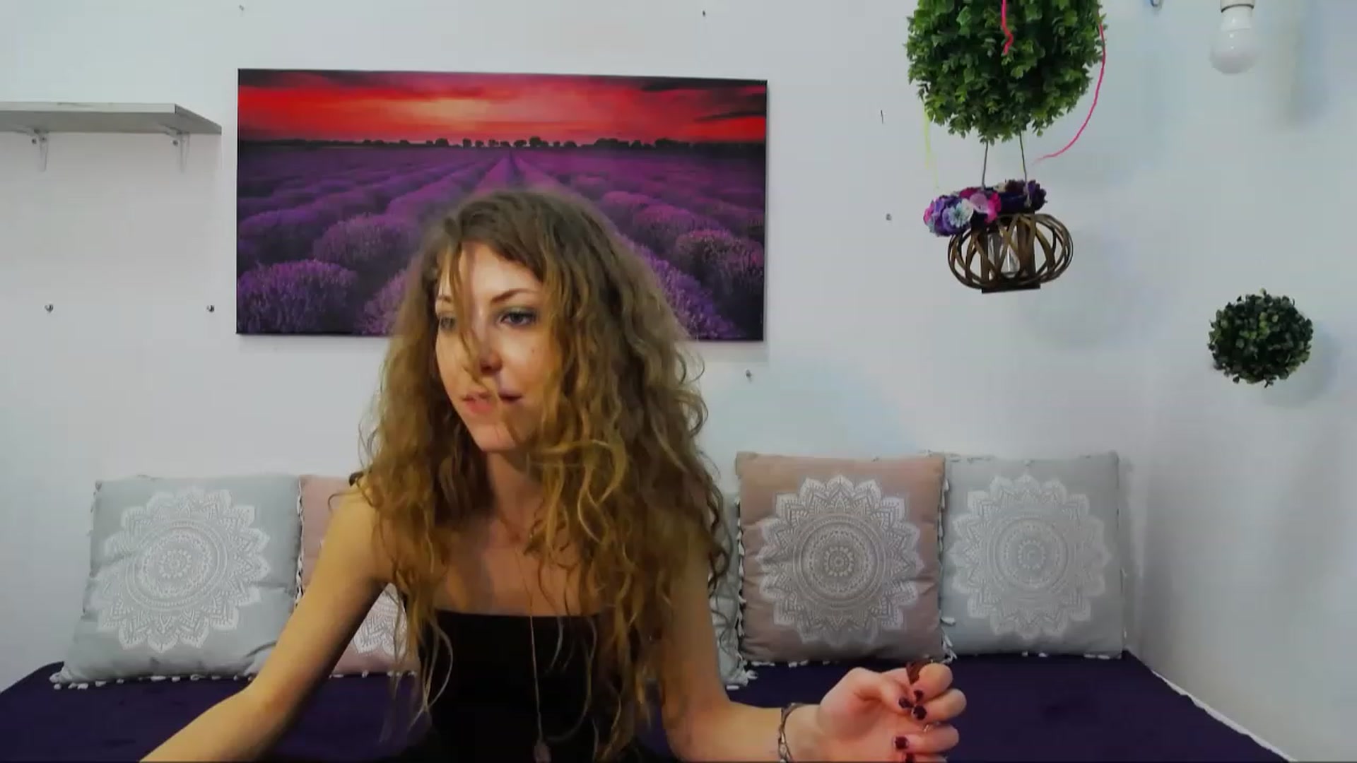 Gallery image thumbnail from YenniferSky's myfreecams stream on, 03/01/2023, 17:22 image 20 of 20