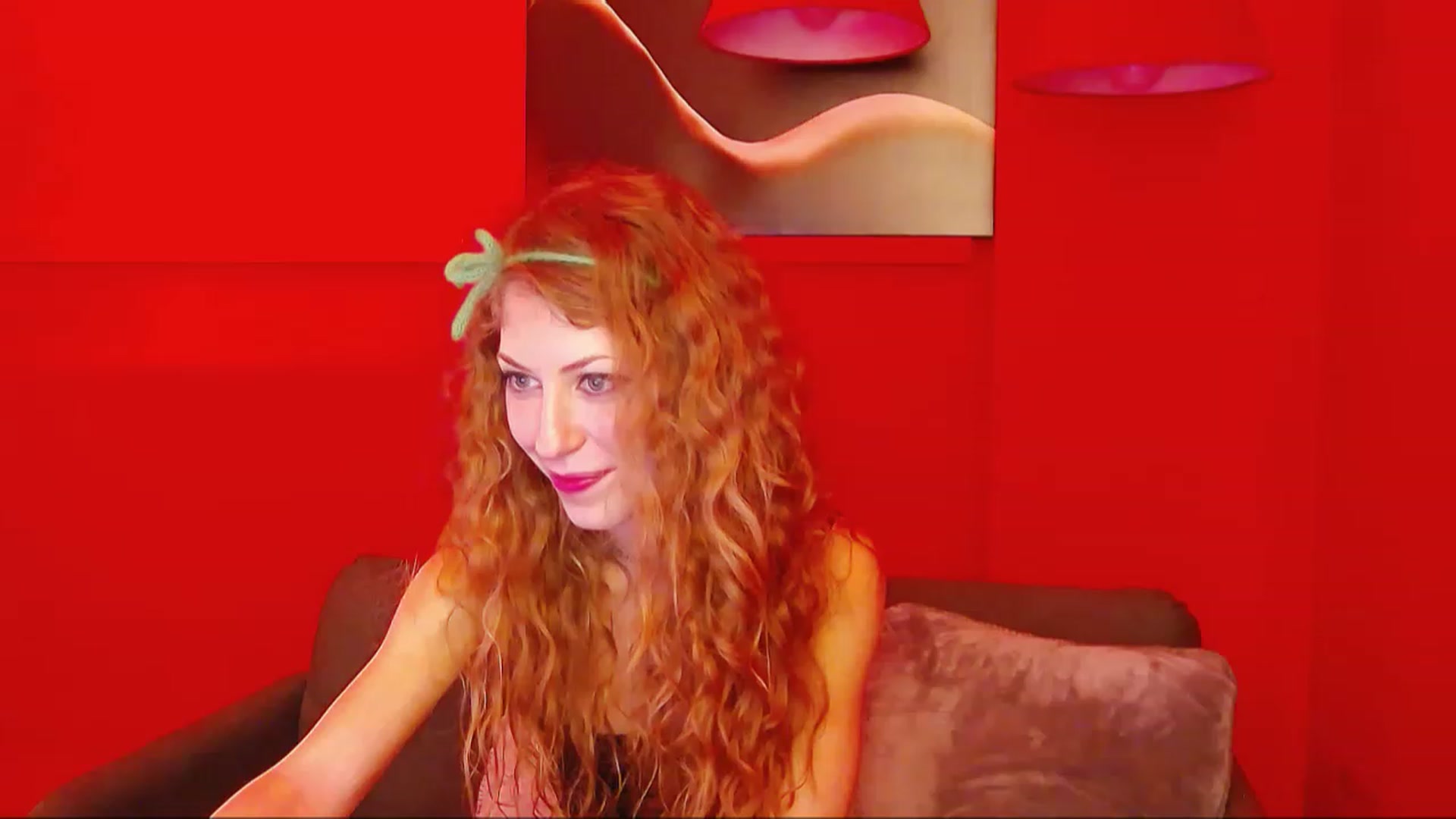 Gallery image thumbnail from YenniferSky's myfreecams stream on, 03/09/2023, 19:37 image 16 of 20