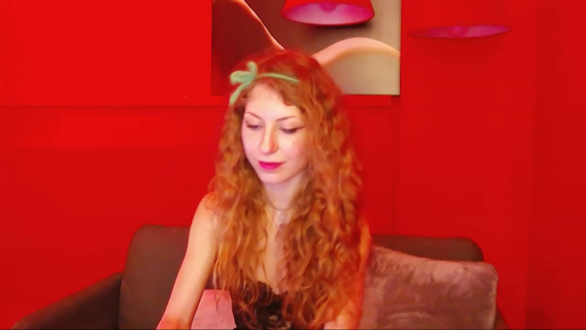 Gallery image thumbnail from YenniferSky's myfreecams stream on, 03/09/2023, 19:37 image 19 of 20