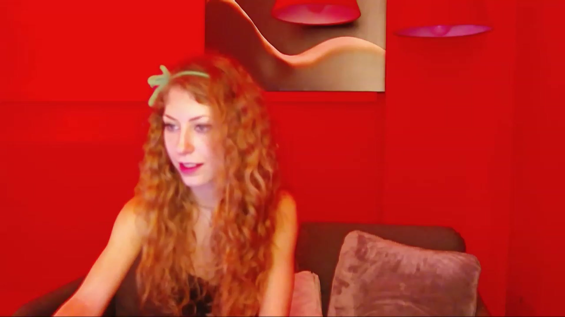 Gallery image thumbnail from YenniferSky's myfreecams stream on, 03/09/2023, 19:37 image 2 of 20