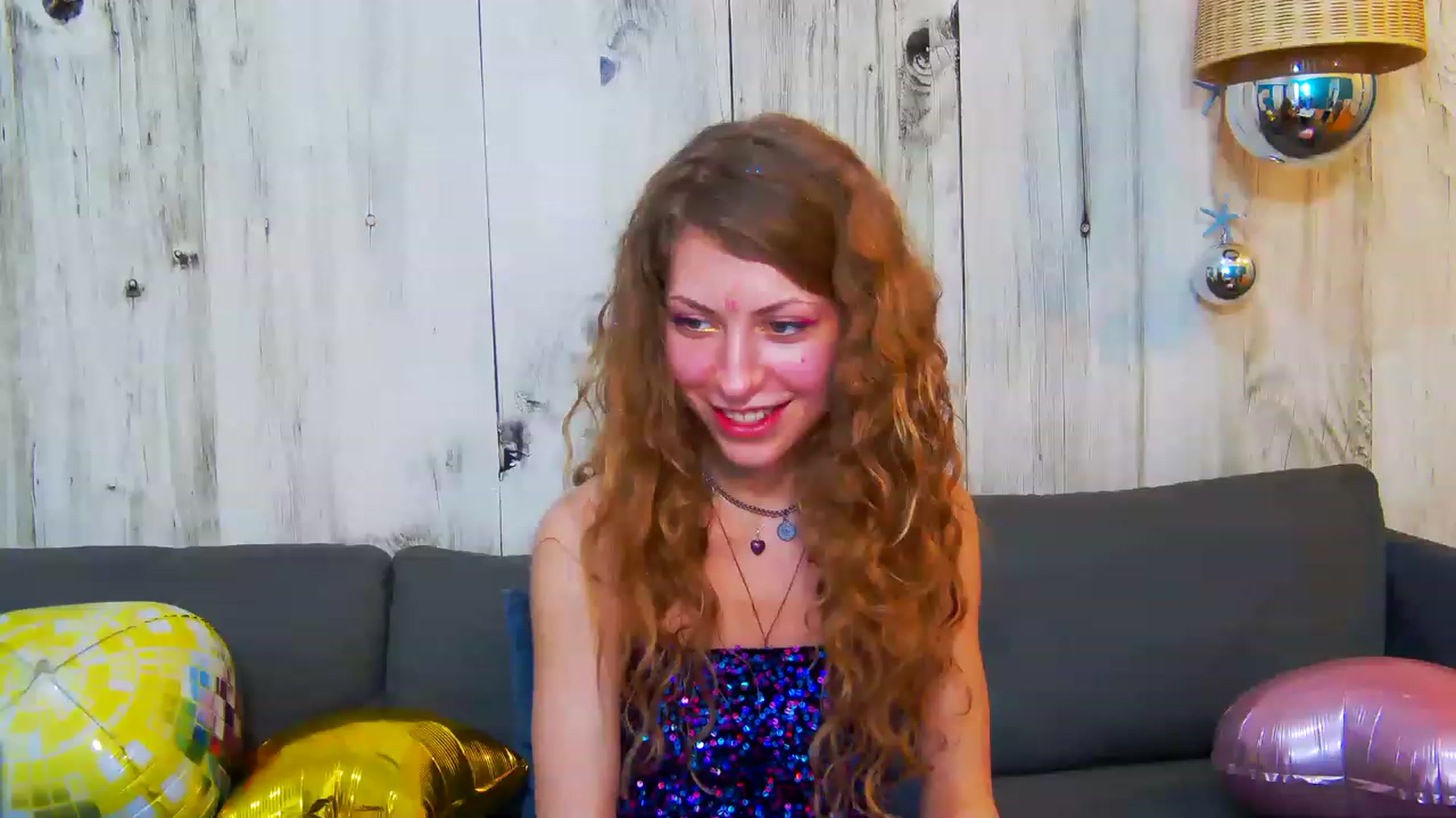 Gallery image thumbnail from YenniferSky's myfreecams stream on, 03/24/2023, 20:43 image 15 of 20