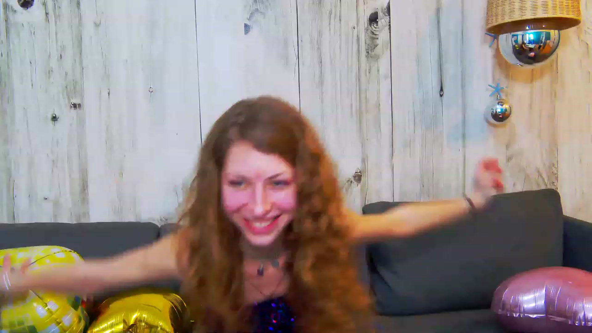 Gallery image thumbnail from YenniferSky's myfreecams stream on, 03/24/2023, 20:43 image 4 of 20