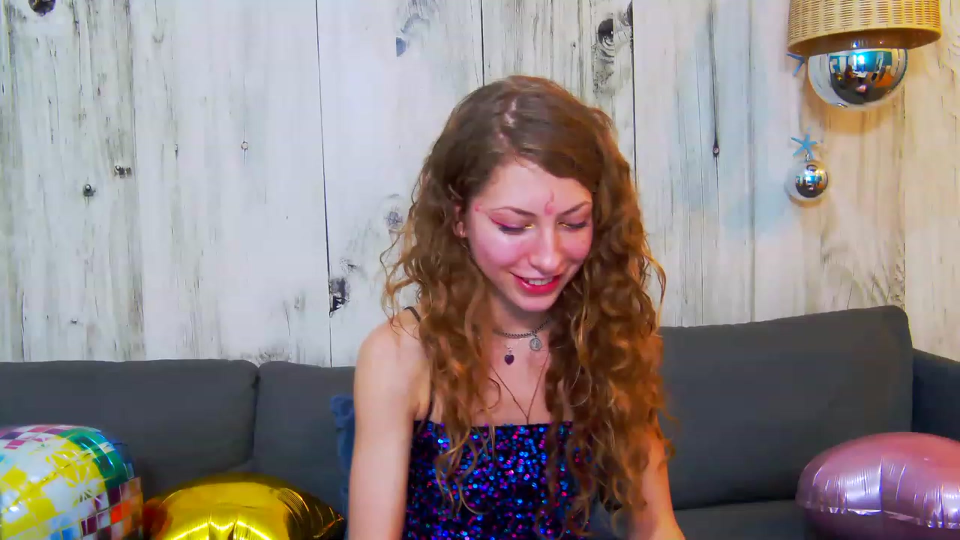 Gallery image thumbnail from YenniferSky's myfreecams stream on, 03/24/2023, 20:43 image 1 of 20