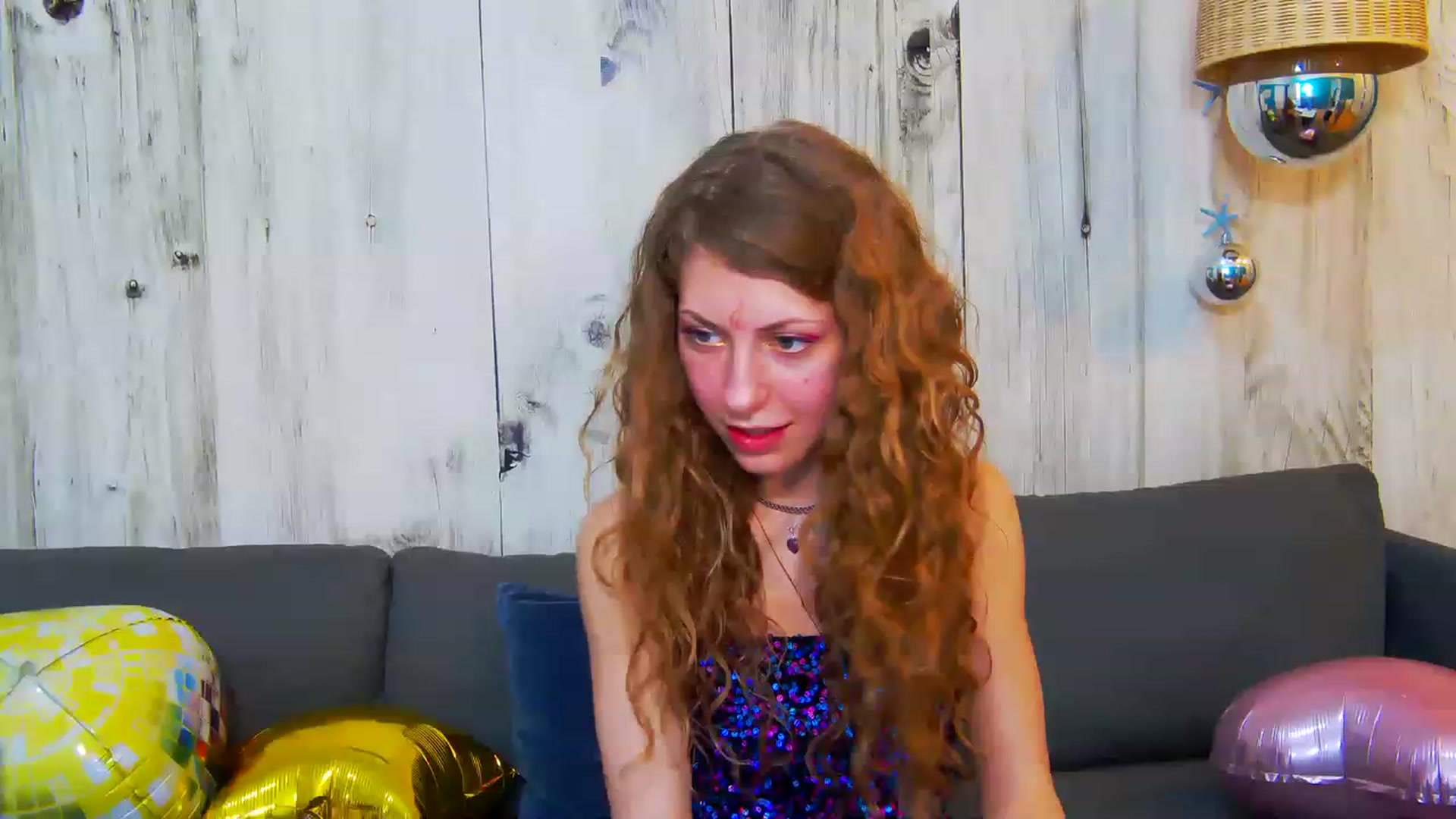 Gallery image thumbnail from YenniferSky's myfreecams stream on, 03/24/2023, 20:43 image 6 of 20