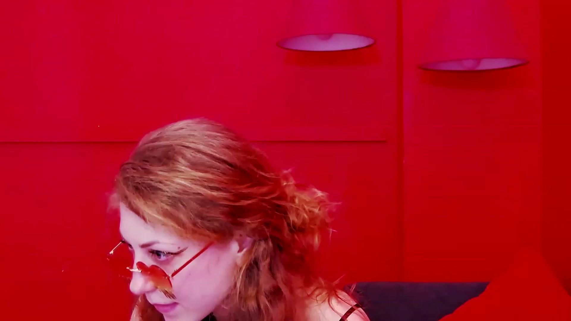 Gallery image thumbnail from YenniferSky's myfreecams stream on, 03/31/2023, 18:05 image 13 of 20
