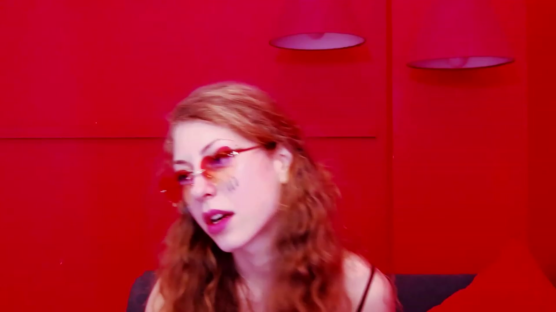 Gallery image thumbnail from YenniferSky's myfreecams stream on, 03/31/2023, 18:05 image 12 of 20