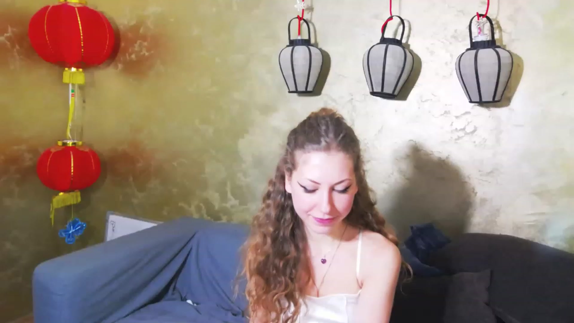 Gallery image thumbnail from YenniferSky's myfreecams stream on, 04/06/2023, 18:46 image 9 of 20