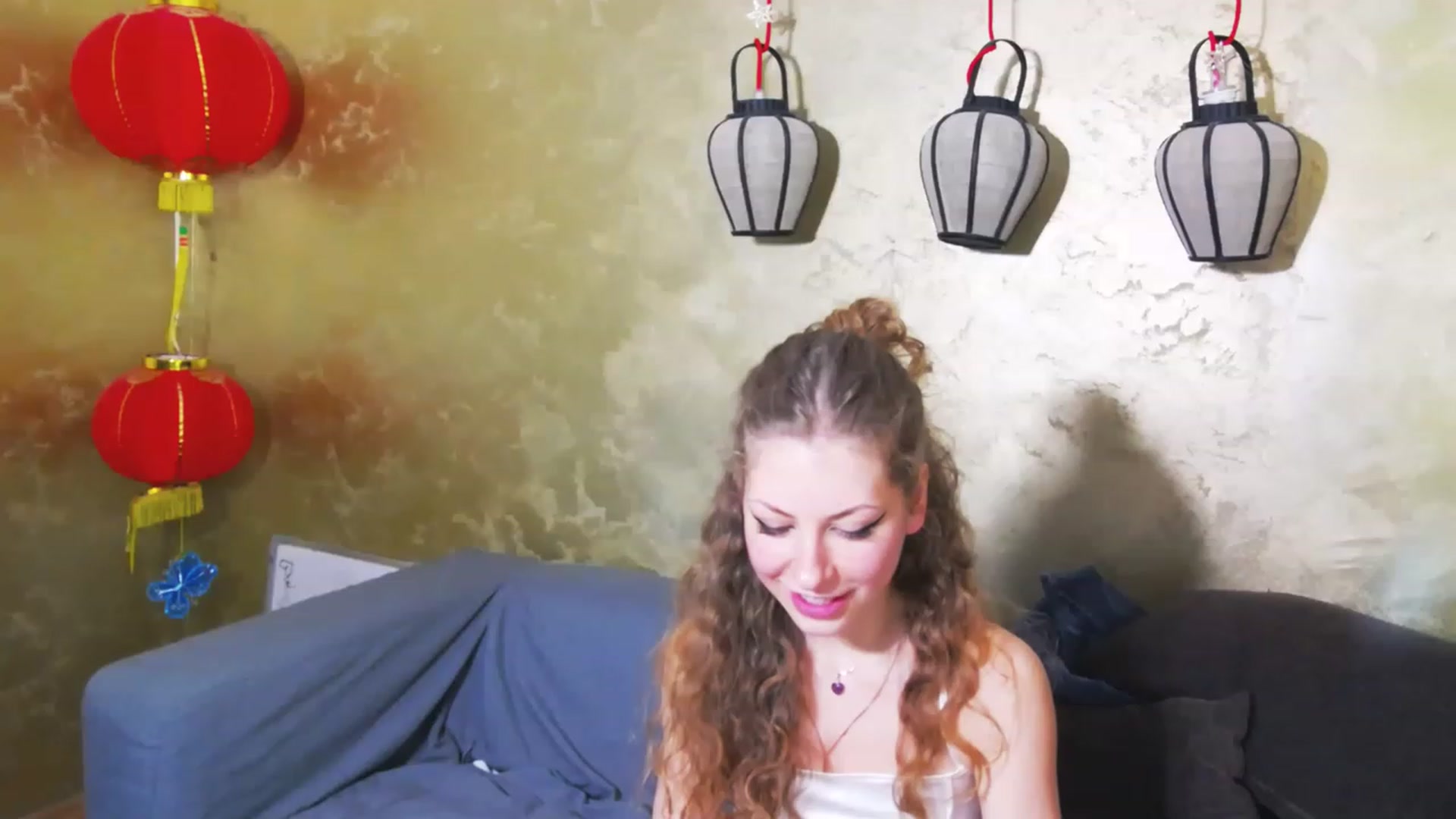 Gallery image thumbnail from YenniferSky's myfreecams stream on, 04/06/2023, 18:46 image 2 of 20