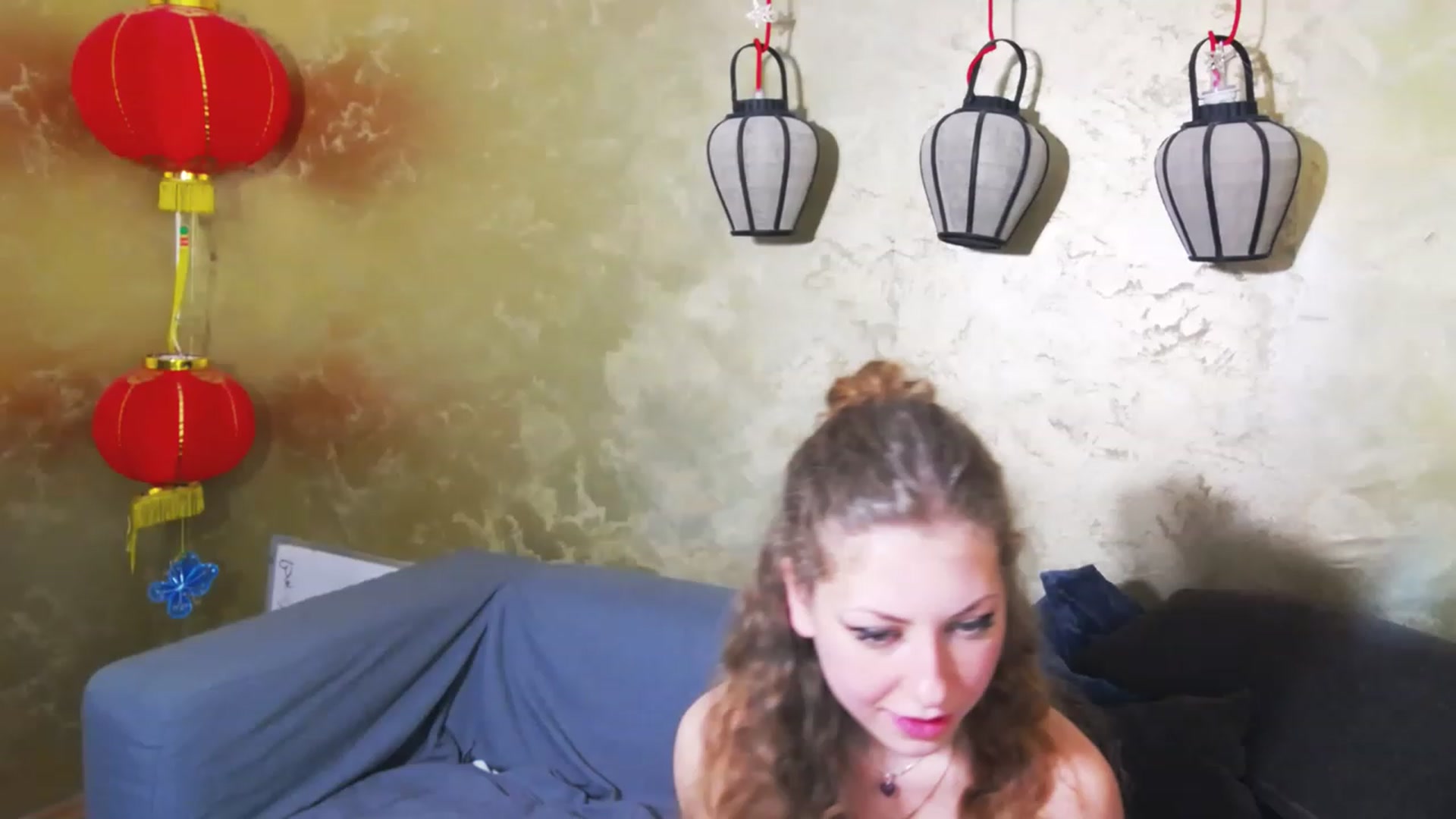 Gallery image thumbnail from YenniferSky's myfreecams stream on, 04/06/2023, 18:46 image 1 of 20