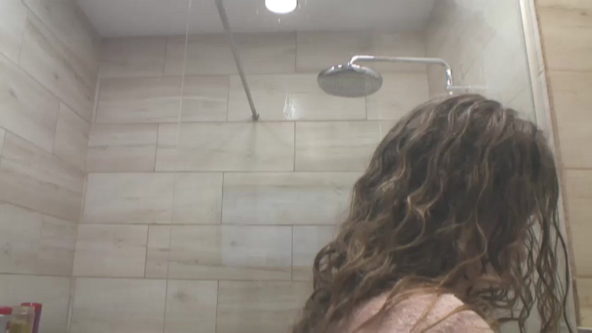 Gallery image thumbnail from YenniferSky's myfreecams stream on, 04/16/2023, 23:02 image 6 of 20