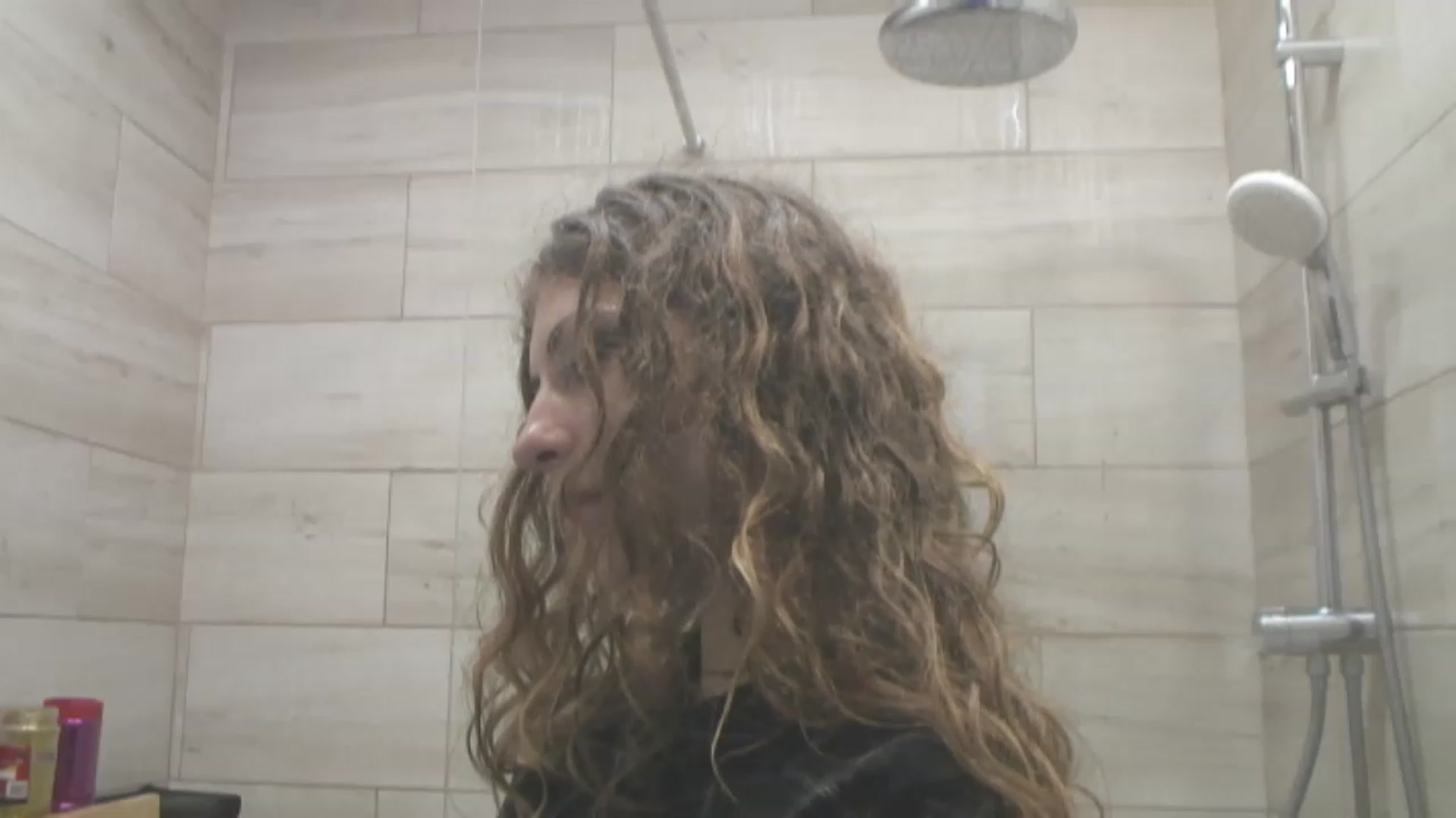 Gallery image thumbnail from YenniferSky's myfreecams stream on, 04/17/2023, 01:06 image 9 of 20
