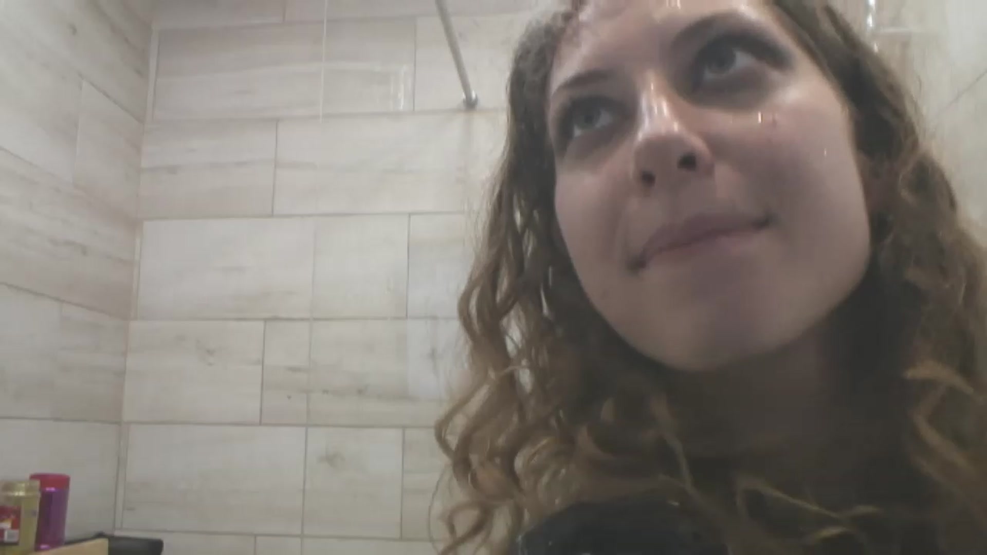Gallery image thumbnail from YenniferSky's myfreecams stream on, 04/17/2023, 01:06 image 20 of 20