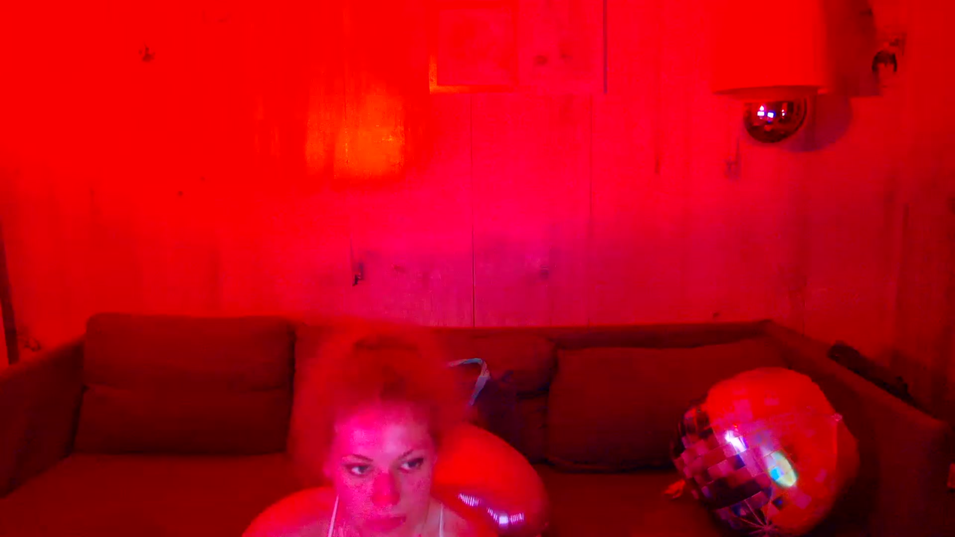 Gallery image thumbnail from YenniferSky's myfreecams stream on, 04/22/2023, 20:46 image 4 of 20