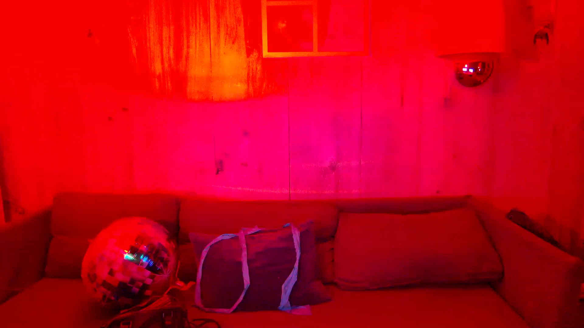 Gallery image thumbnail from YenniferSky's myfreecams stream on, 04/22/2023, 20:46 image 17 of 20