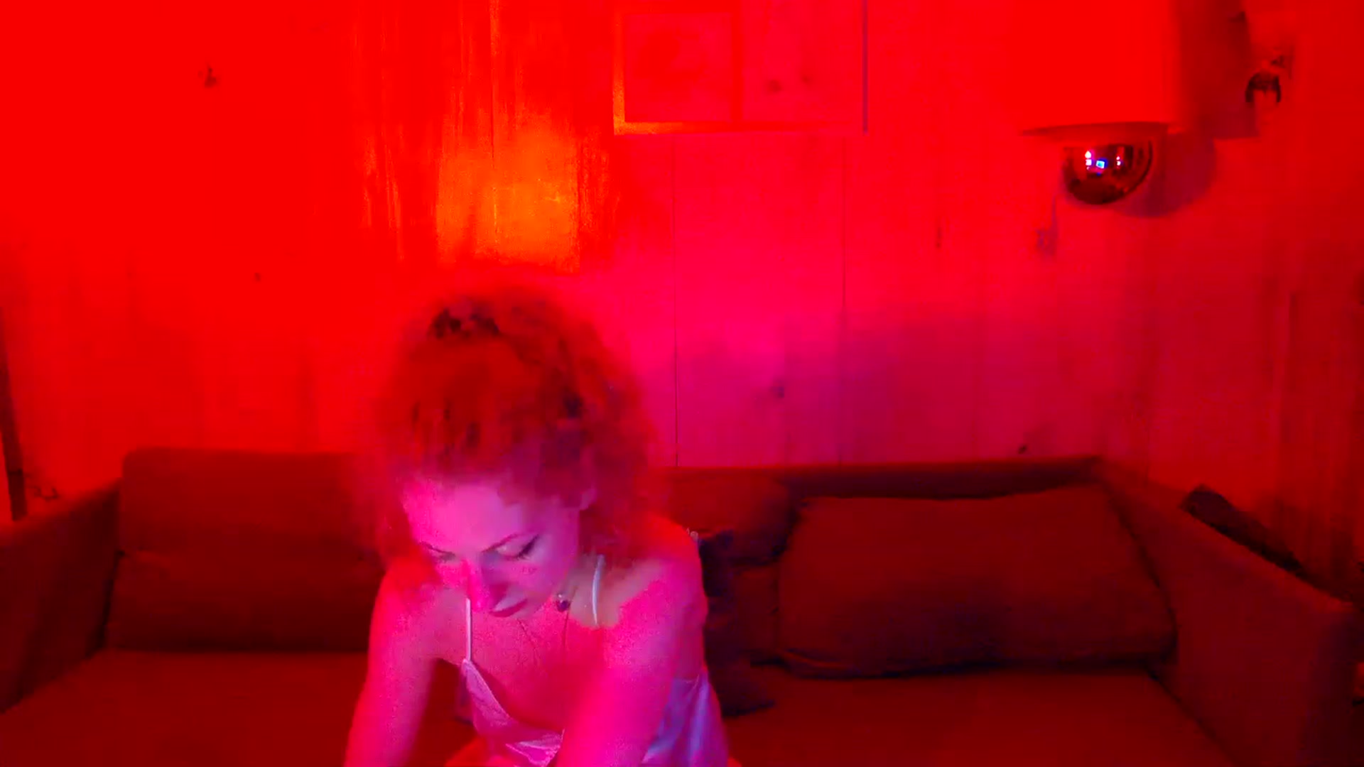 Gallery image thumbnail from YenniferSky's myfreecams stream on, 04/22/2023, 20:46 image 6 of 20