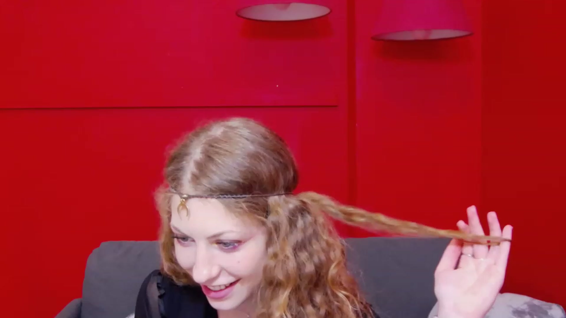 Gallery image thumbnail from YenniferSky's myfreecams stream on, 04/26/2023, 17:31 image 18 of 20