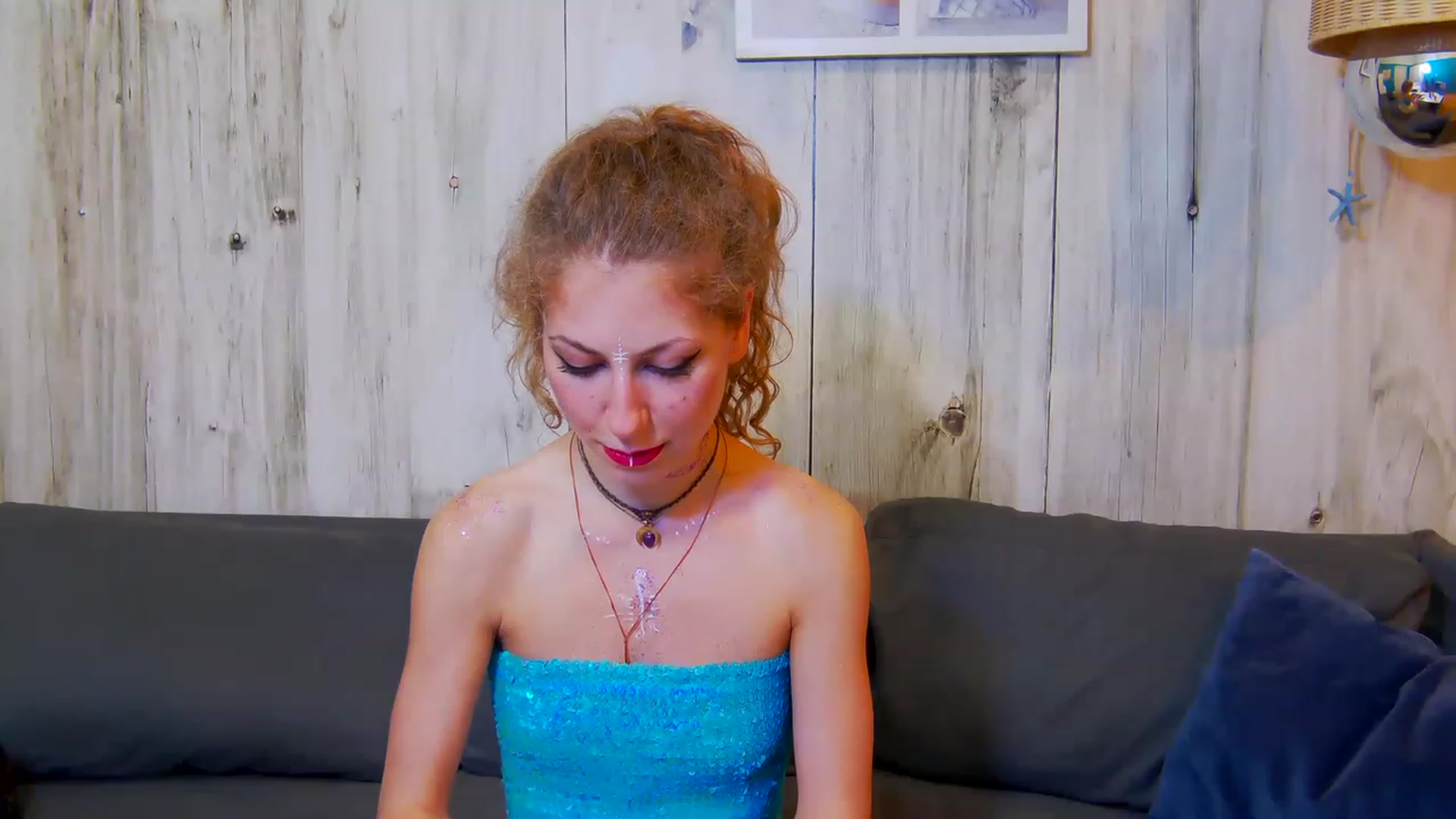 Gallery image thumbnail from YenniferSky's myfreecams stream on, 05/06/2023, 19:33 image 15 of 20