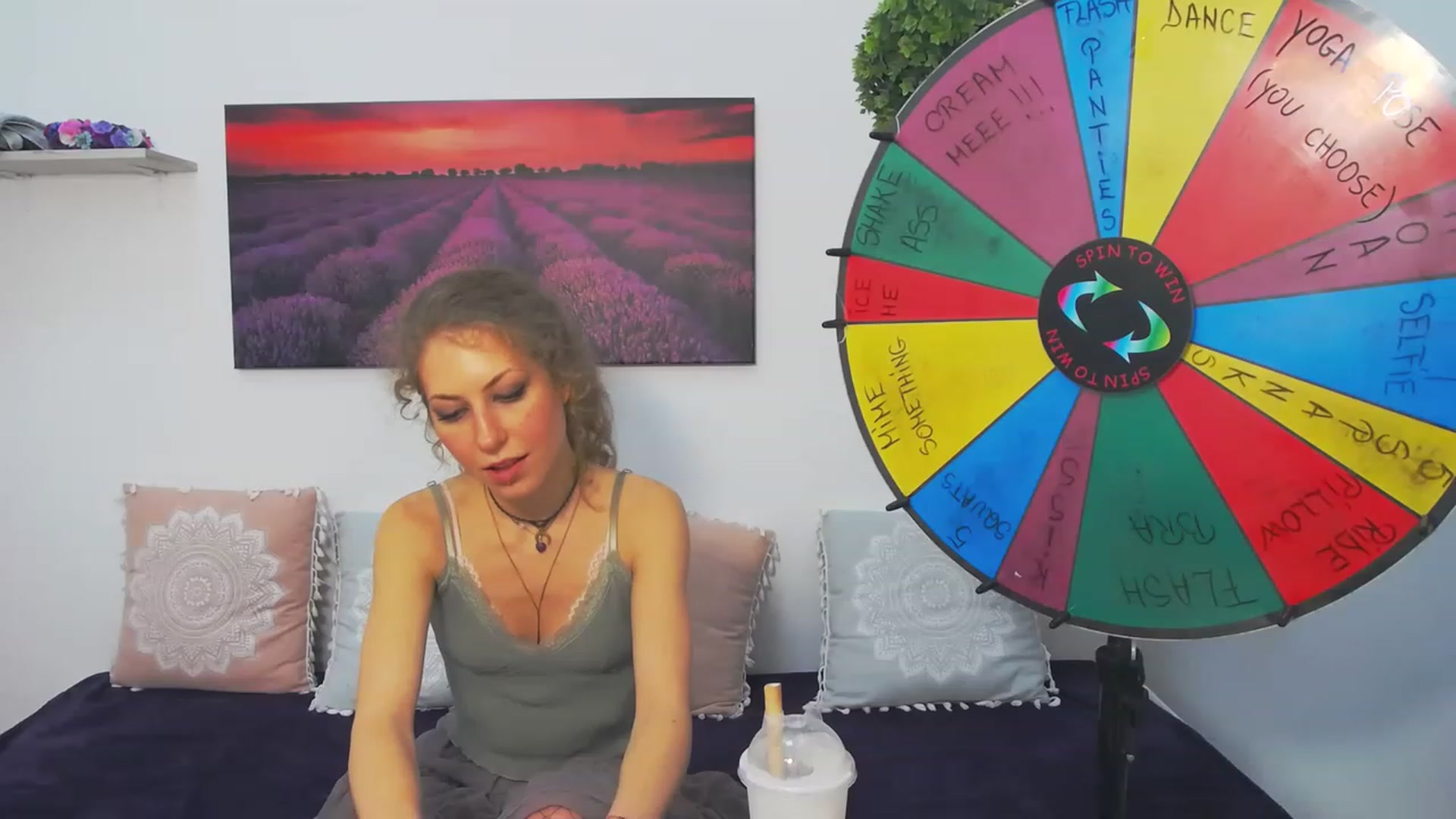 Gallery image thumbnail from YenniferSky's myfreecams stream on, 05/14/2023, 20:24 image 2 of 20