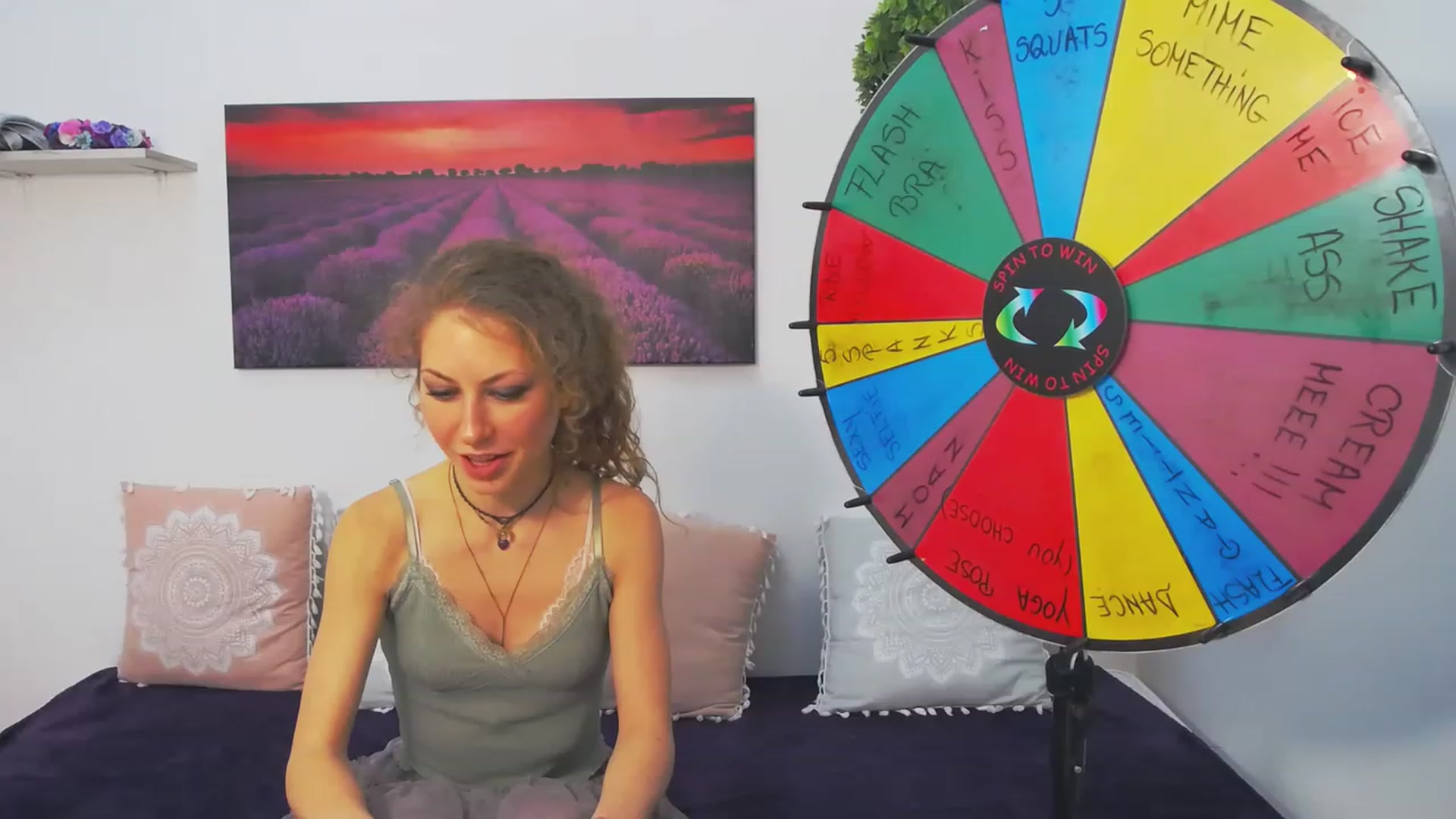 Gallery image thumbnail from YenniferSky's myfreecams stream on, 05/14/2023, 20:24 image 6 of 20