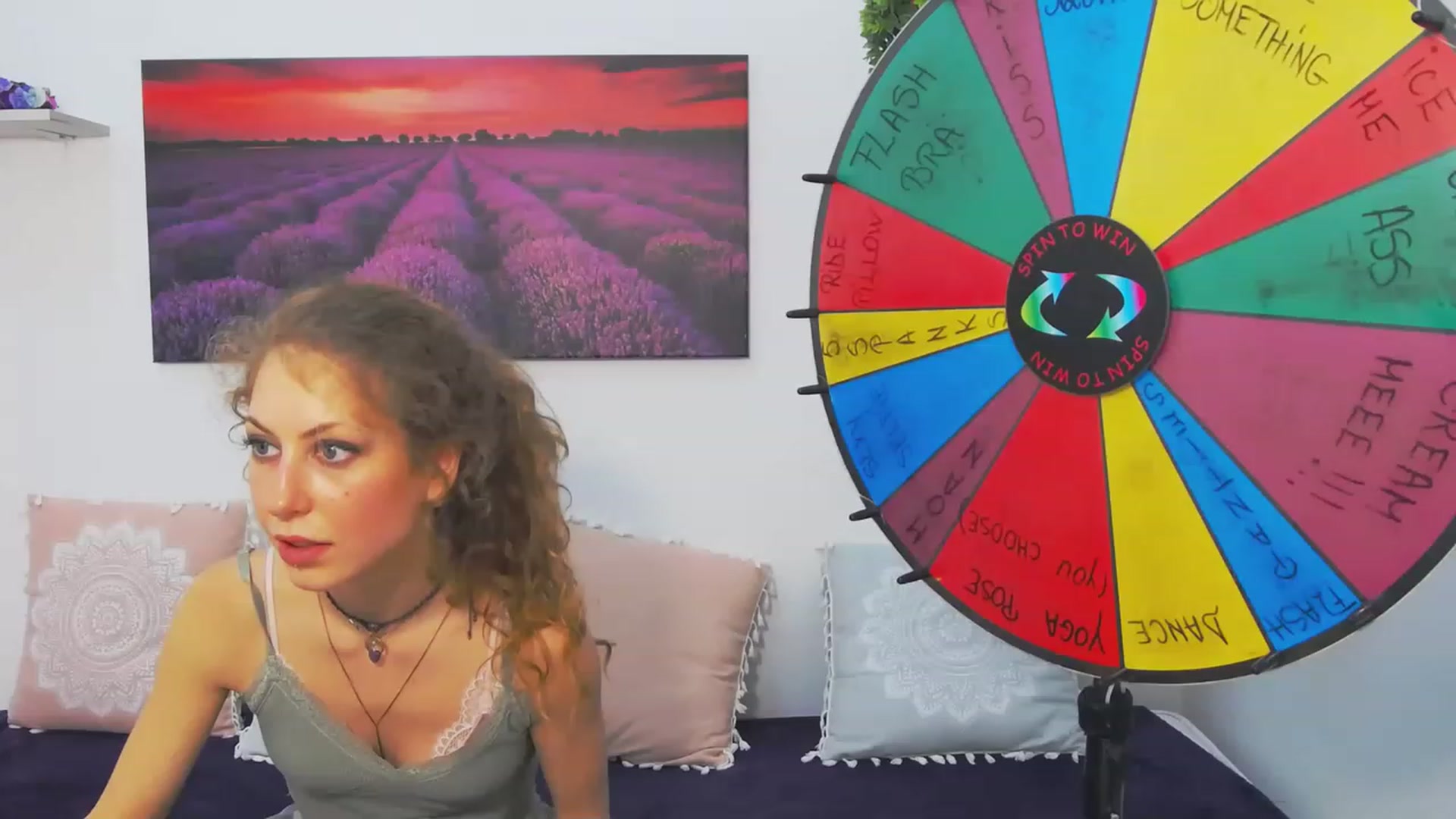 Gallery image thumbnail from YenniferSky's myfreecams stream on, 05/14/2023, 20:24 image 14 of 20