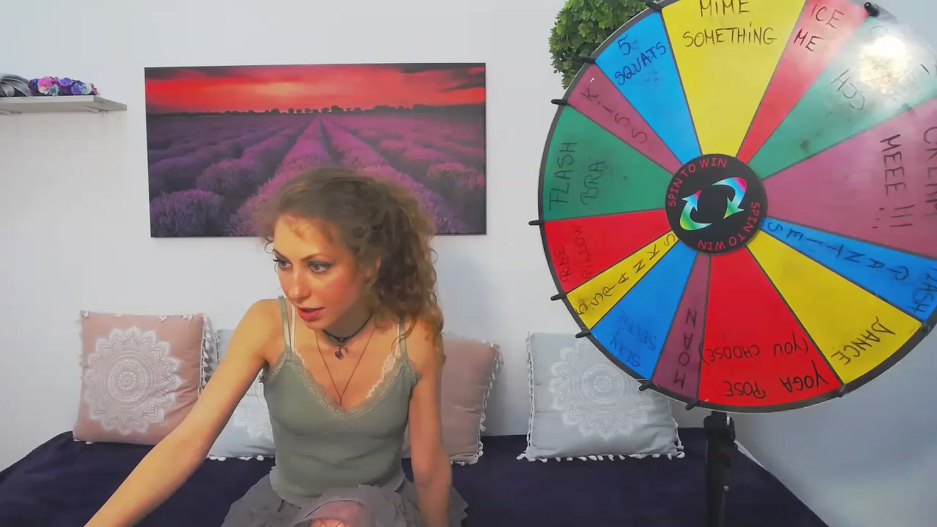 Gallery image thumbnail from YenniferSky's myfreecams stream on, 05/14/2023, 20:24 image 5 of 20