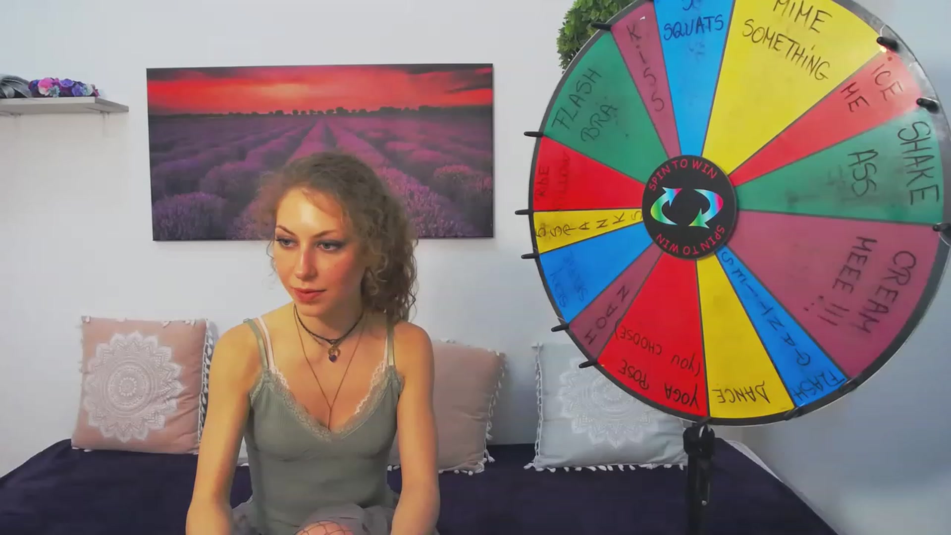 Gallery image thumbnail from YenniferSky's myfreecams stream on, 05/14/2023, 20:24 image 10 of 20