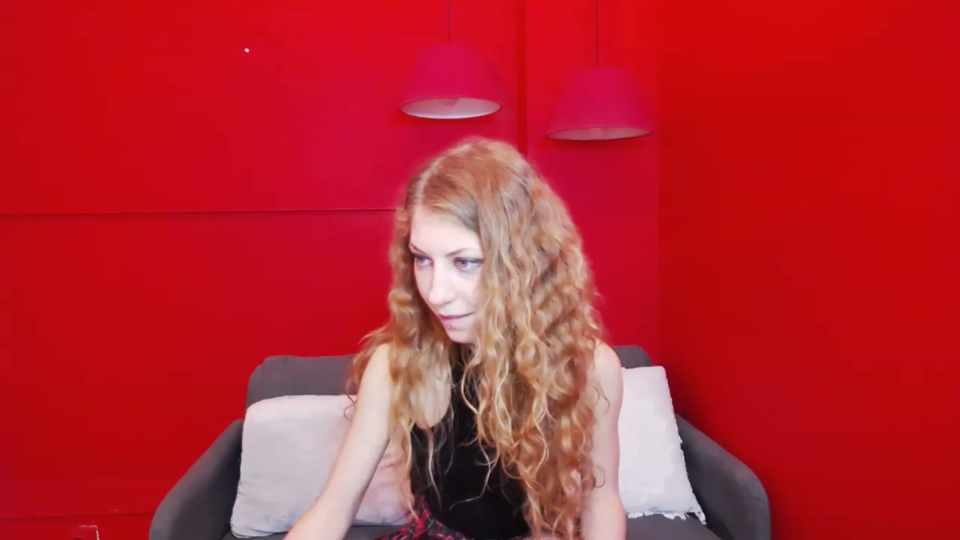 Gallery image thumbnail from YenniferSky's myfreecams stream on, 05/18/2023, 15:11 image 7 of 20