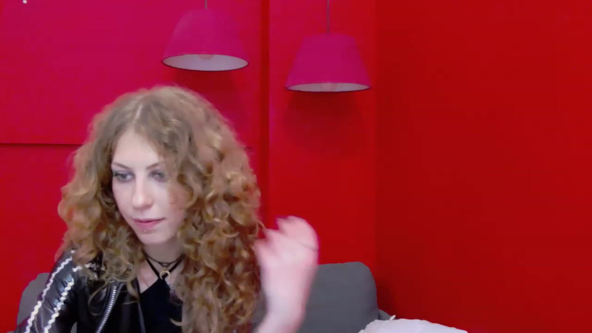 Gallery image thumbnail from YenniferSky's myfreecams stream on, 05/24/2023, 19:51 image 16 of 20