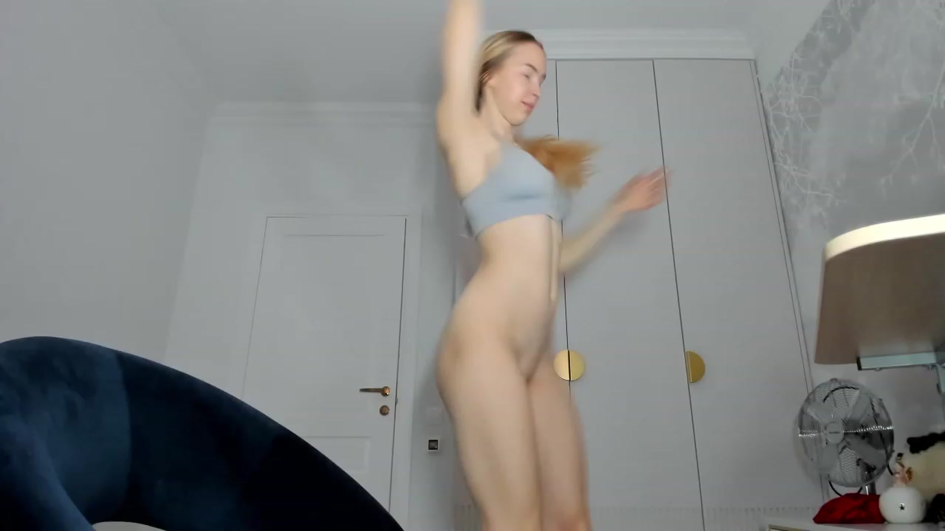 Gallery image thumbnail from YesBarbie's myfreecams stream on, 11/29/2023, 08:14 image 18 of 20