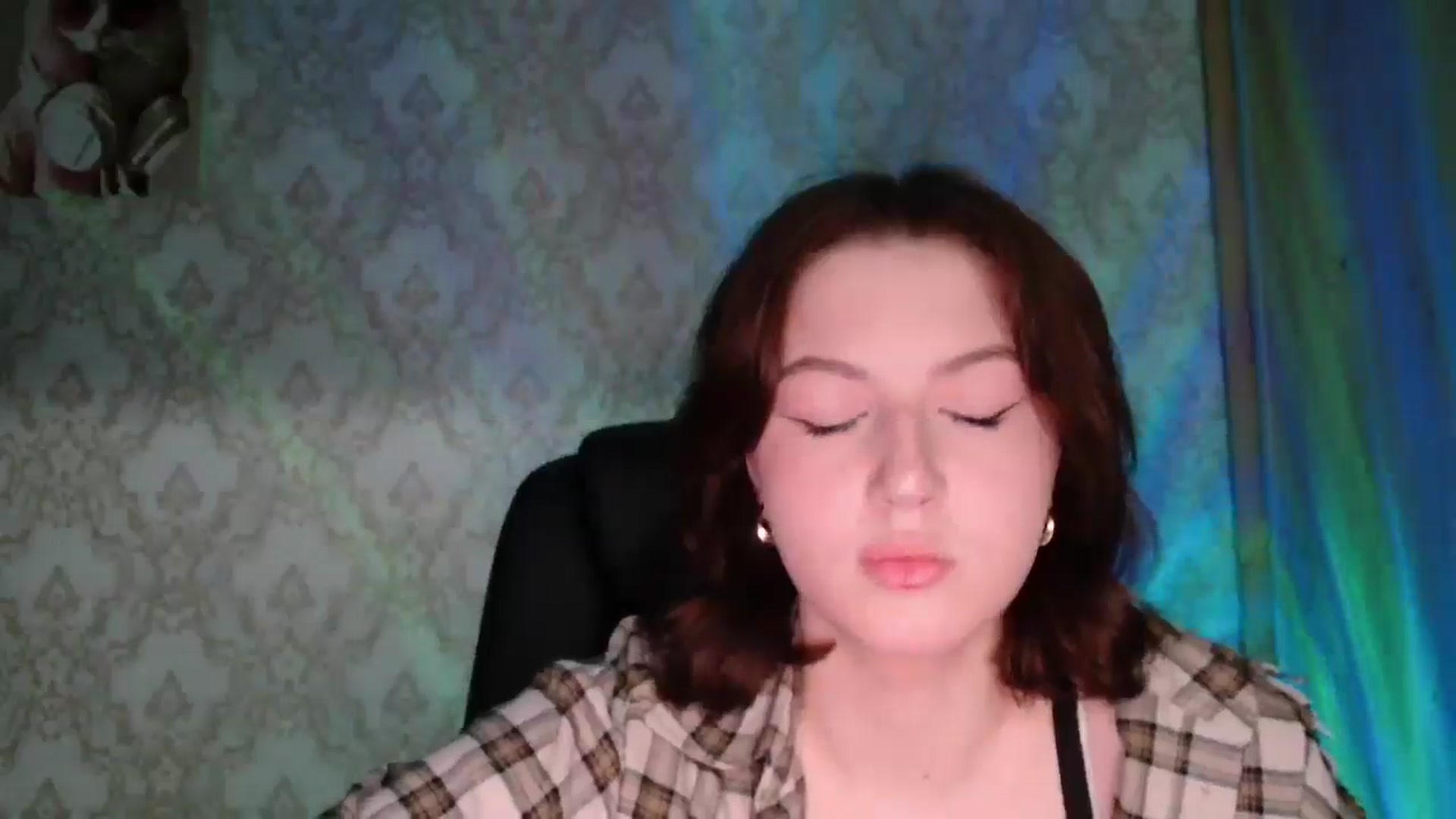 Gallery image thumbnail from YesLady's myfreecams stream on, 03/28/2026, 17:37 image 13 of 20