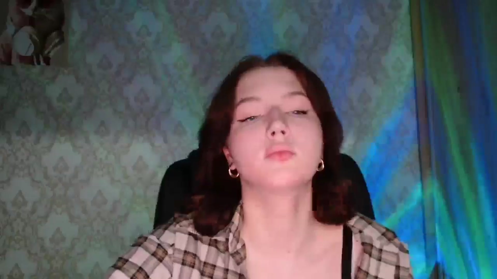 Gallery image thumbnail from YesLady's myfreecams stream on, 03/28/2026, 17:37 image 18 of 20