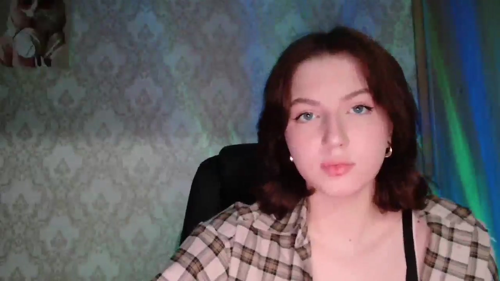 Gallery image thumbnail from YesLady's myfreecams stream on, 03/28/2026, 17:37 image 15 of 20