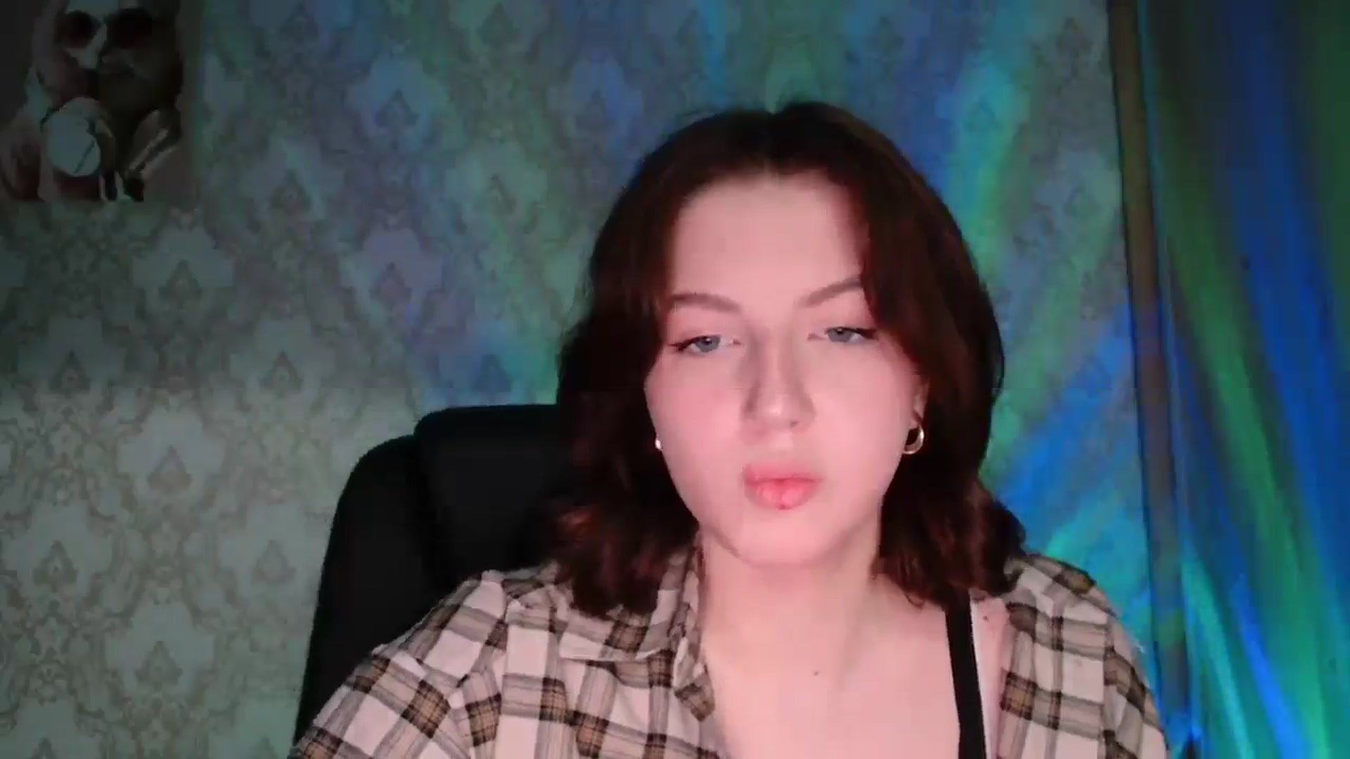 Gallery image thumbnail from YesLady's myfreecams stream on, 03/28/2026, 17:37 image 5 of 20